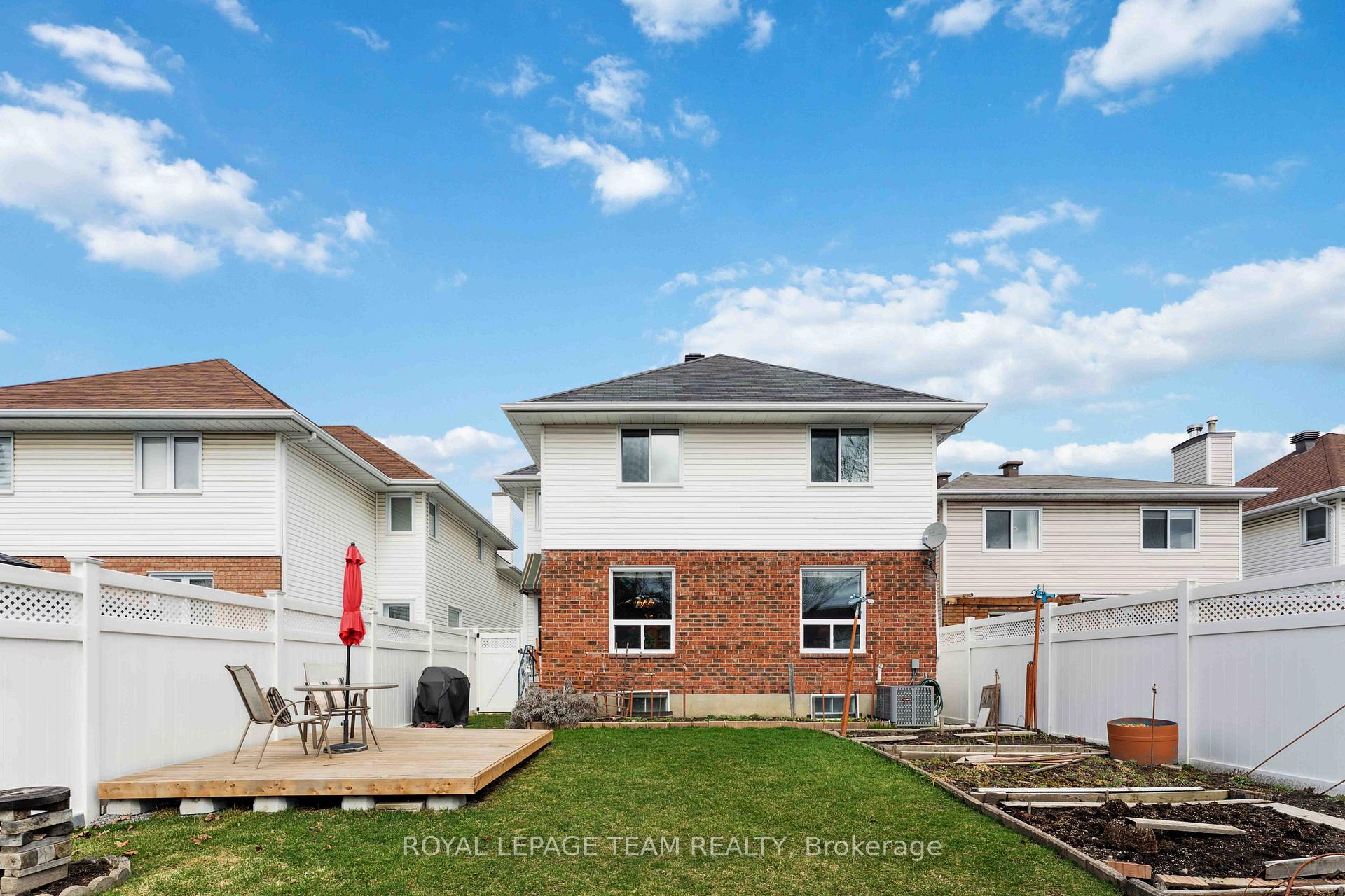 Photo 28 of 16 Royal Field Crescent, Ottawa, Barrhaven - Longfields — HOMEH