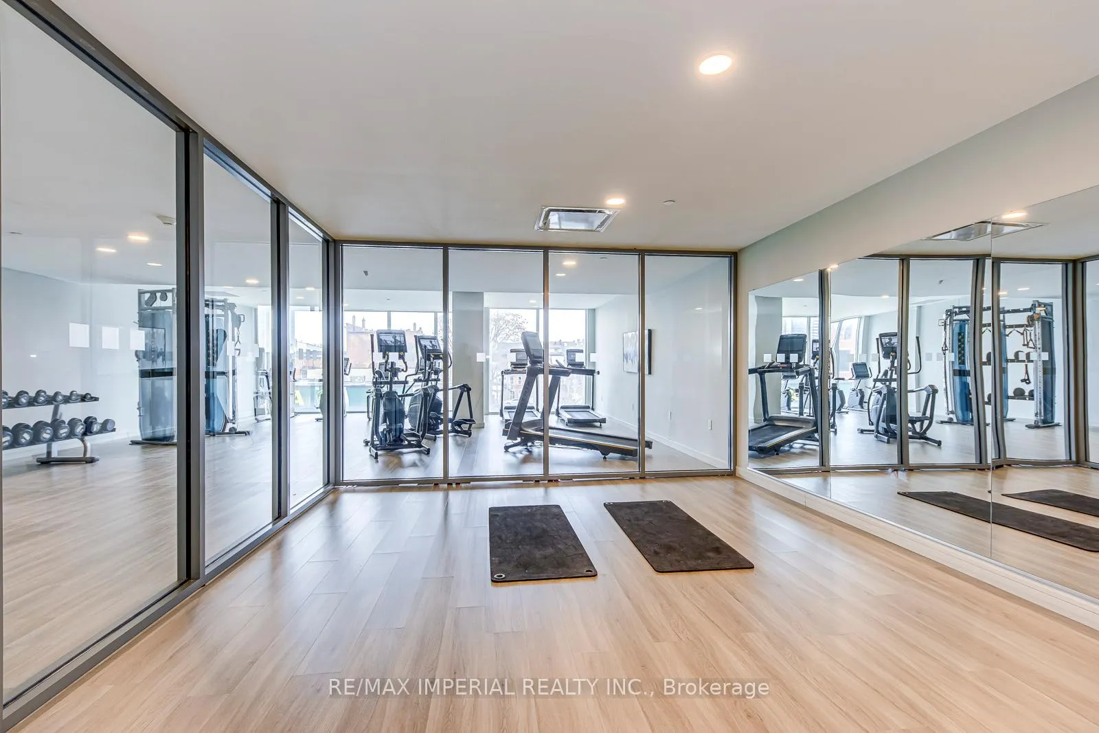 Photo 37 of Unit 1308, 49 Walnut Street S, Hamilton, Corktown — HOMEH