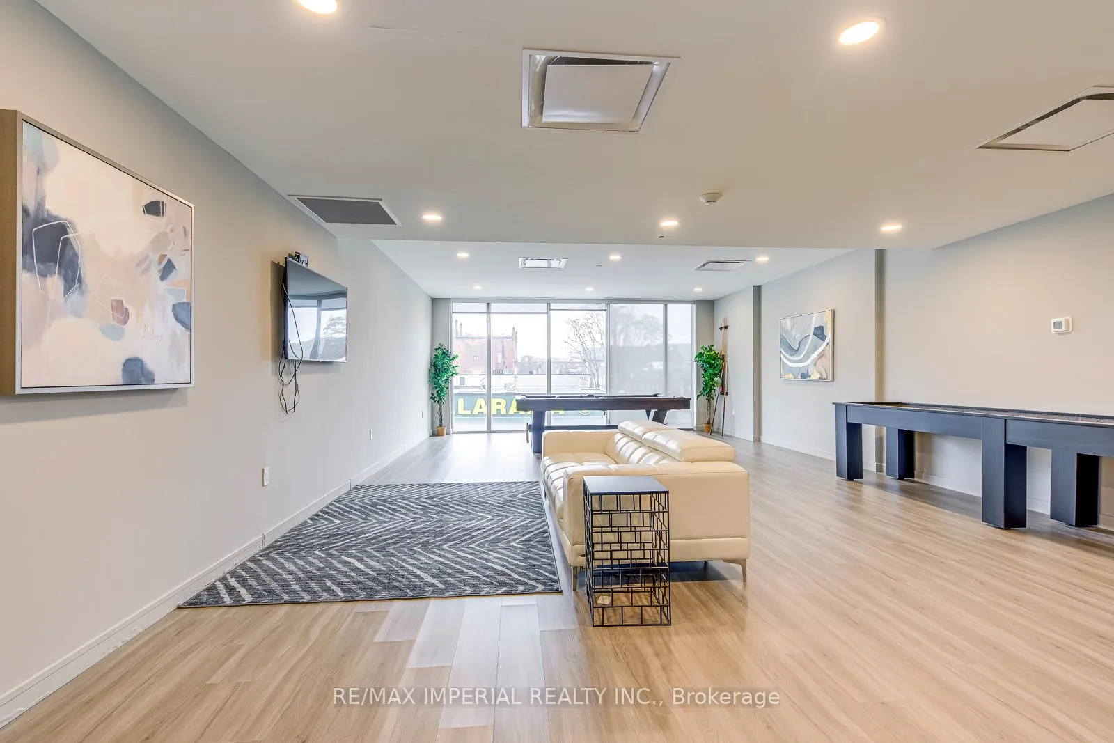 Photo 47 of Unit 1308, 49 Walnut Street S, Hamilton, Corktown — HOMEH