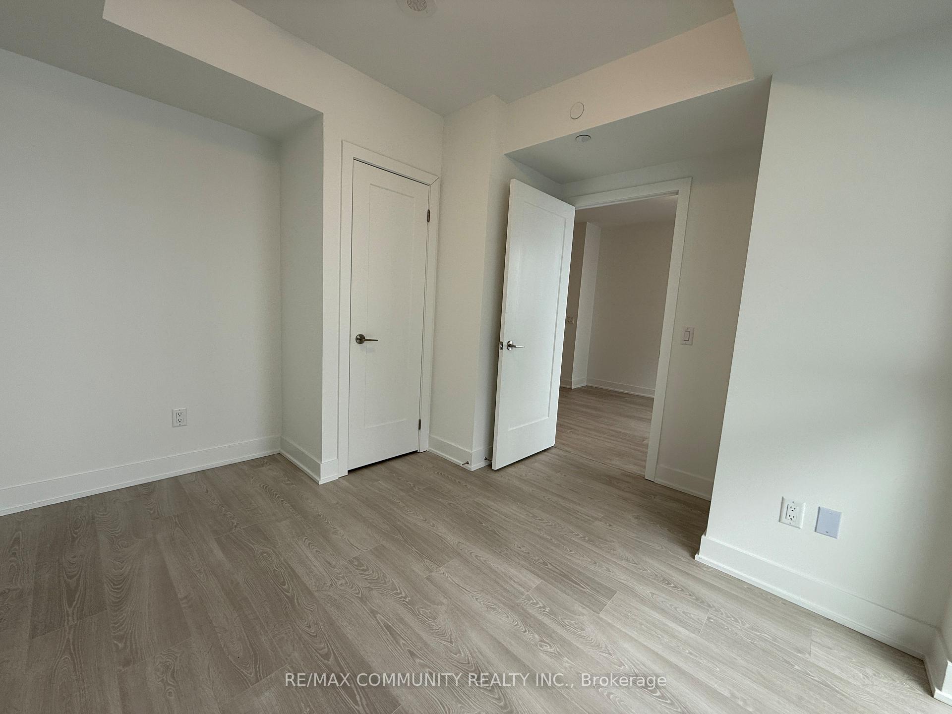 Photo 11 of Unit 1815, 2545 Simcoe Street N, Oshawa, Windfields — HOMEH