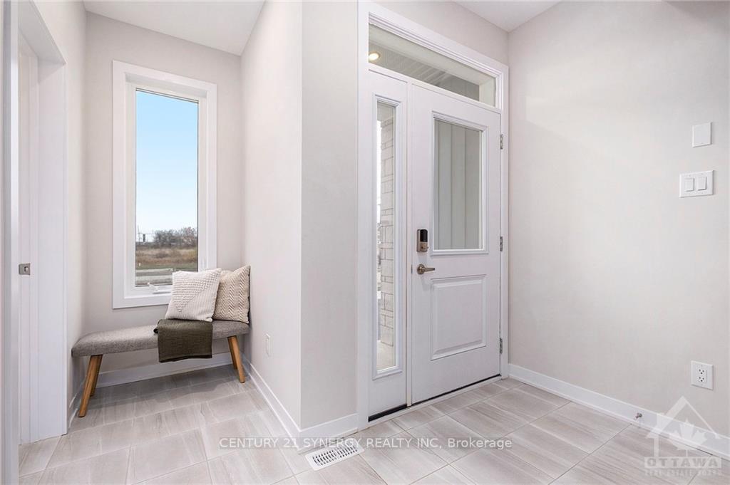 Photo 5 of 233 Conservancy Drive, Ottawa, Barrhaven - Heritage Park — HOMEH