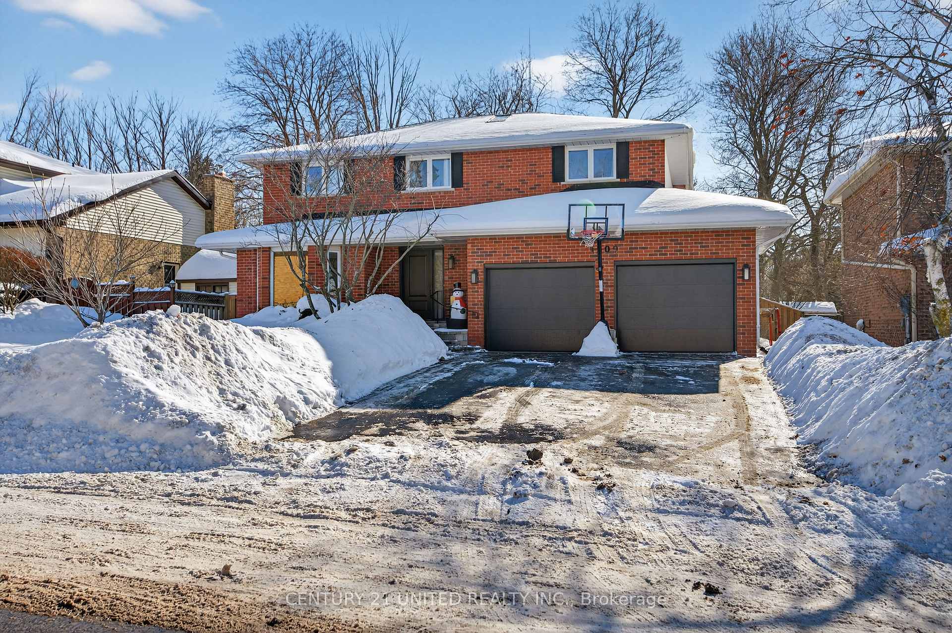 Front of 1309 Scollard Drive