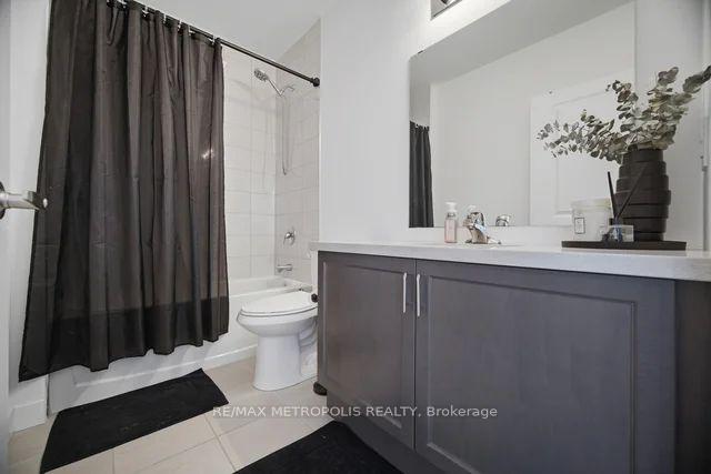 Photo 11 of Unit 118, 460 Dundas Street E, Hamilton, Waterdown — HOMEH