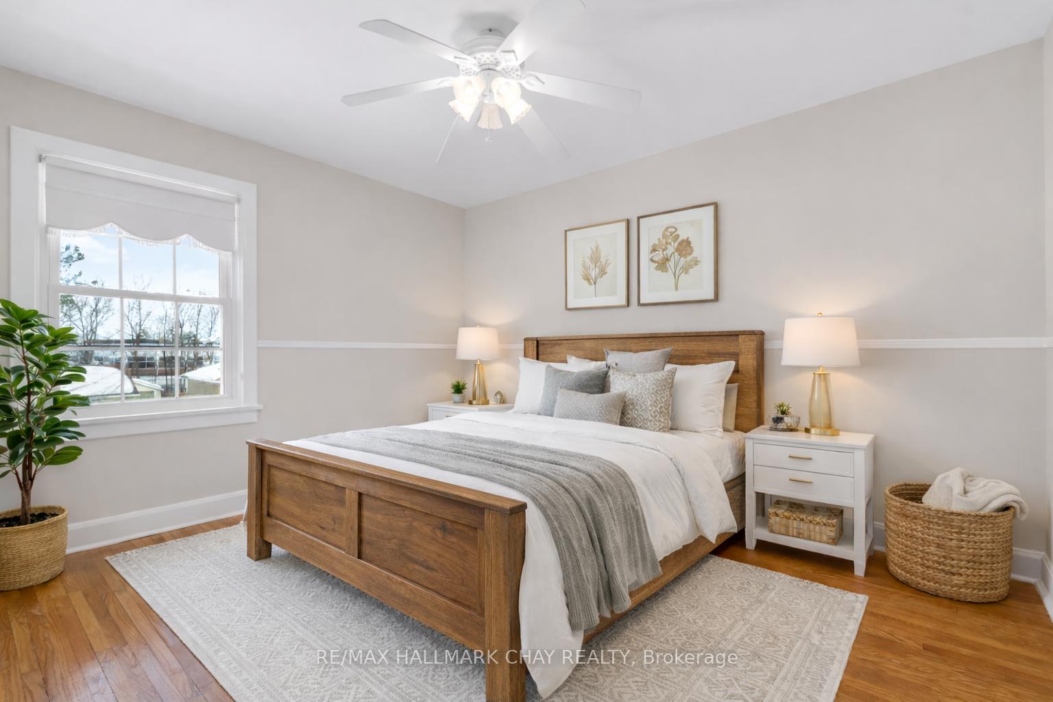 Photo 19 of 50 Newton Street, Barrie, Wellington — HOMEH