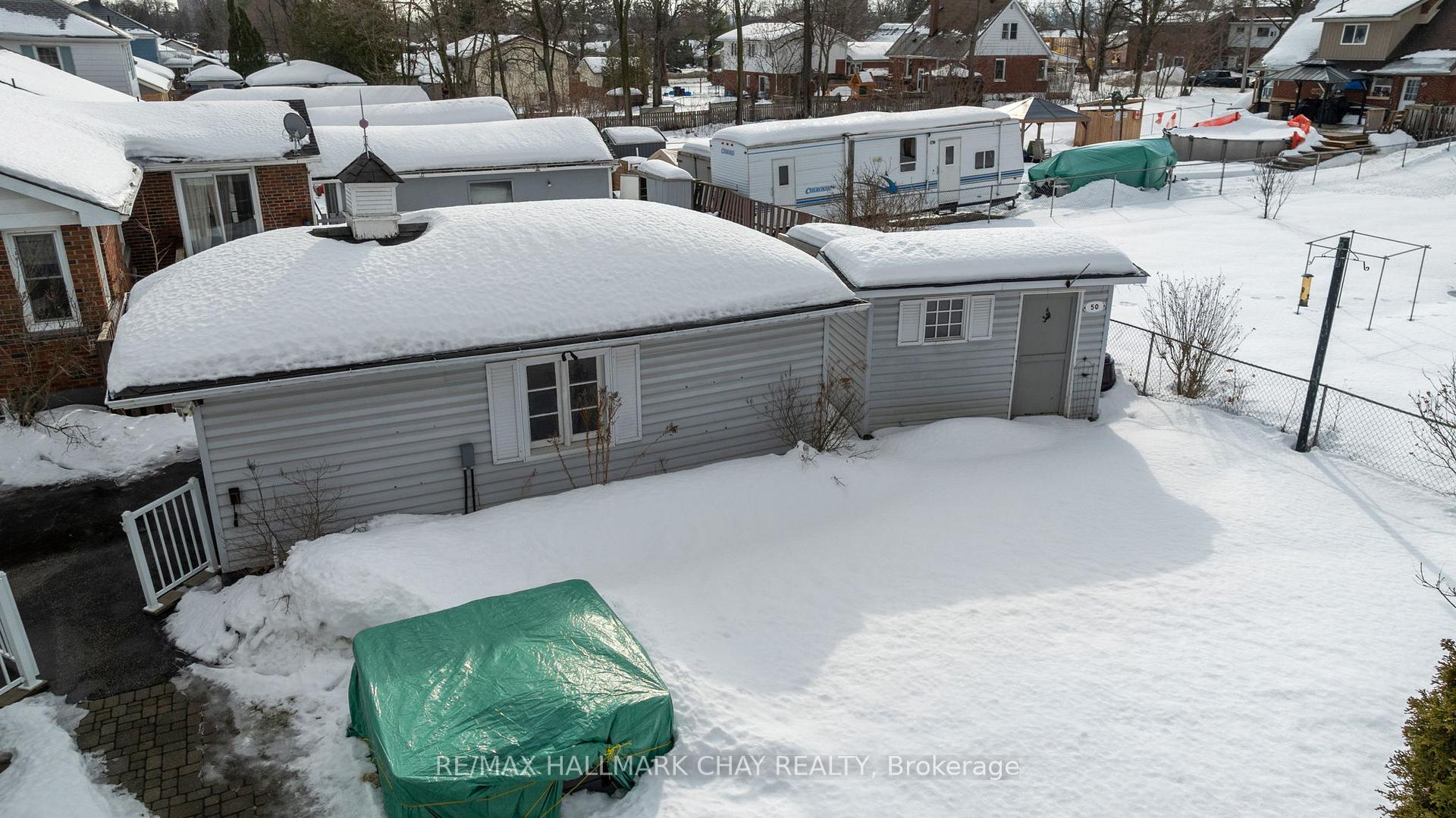 Photo 34 of 50 Newton Street, Barrie, Wellington — HOMEH
