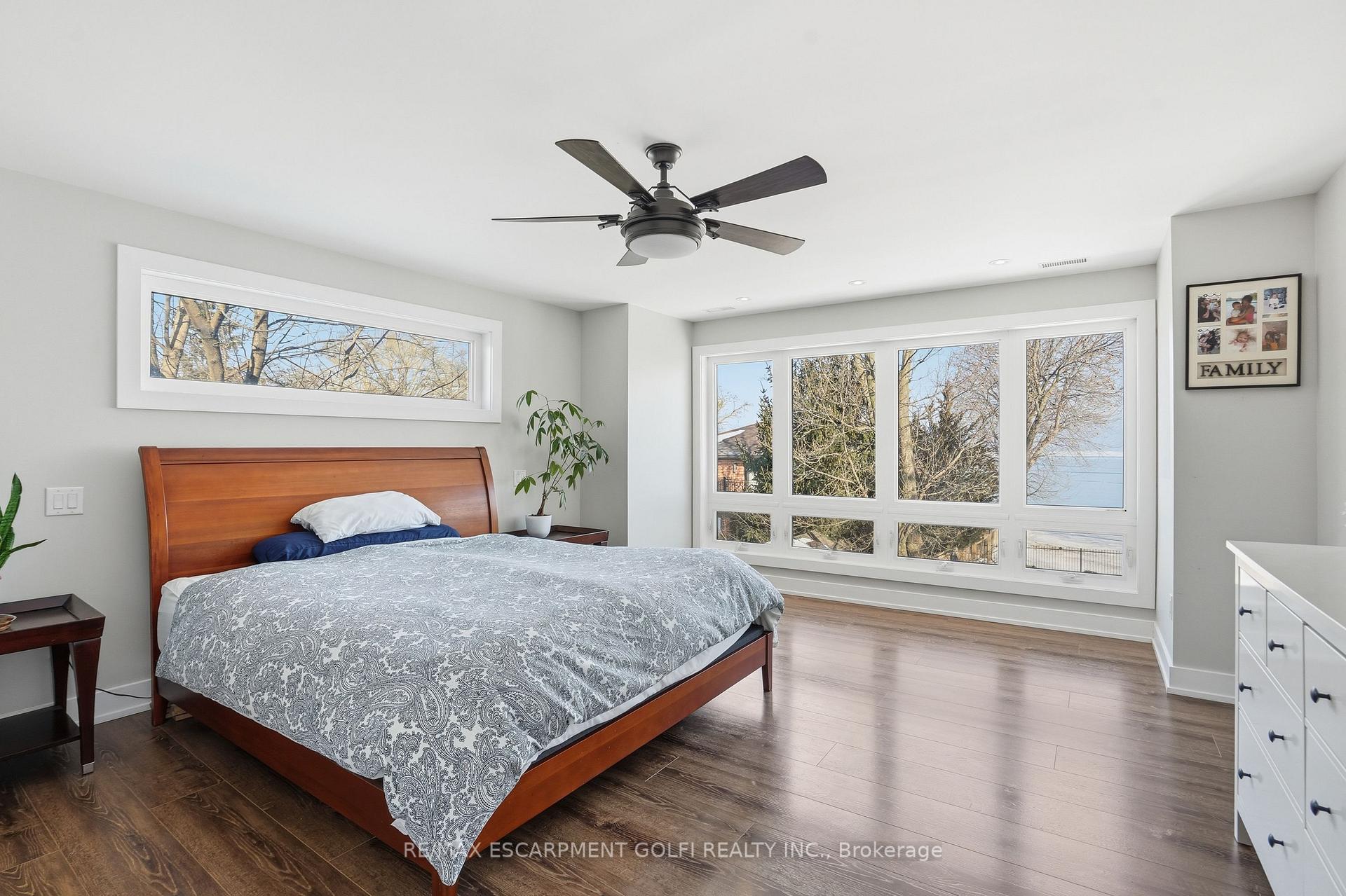 Photo 14 of 20 Lakeshore Drive, Hamilton, Lakeshore — HOMEH