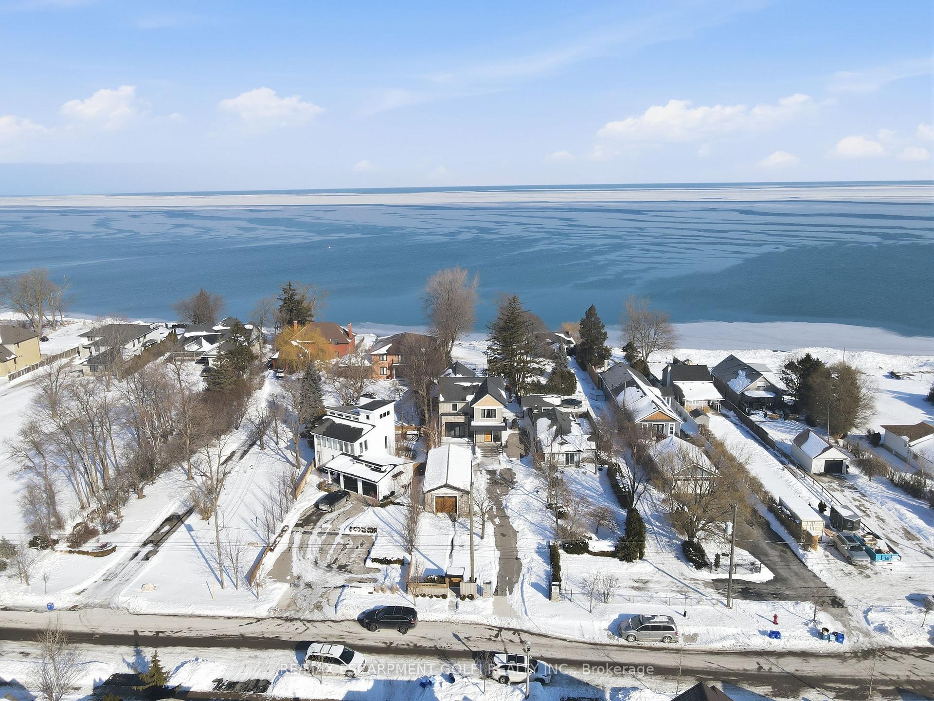 Photo 38 of 20 Lakeshore Drive, Hamilton, Lakeshore — HOMEH