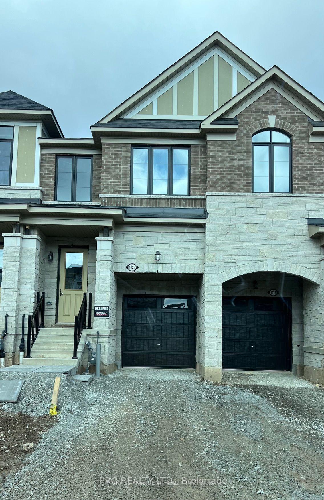 Photo 1 of 1425 Almonte Drive, Burlington, Tyandaga — HOMEH