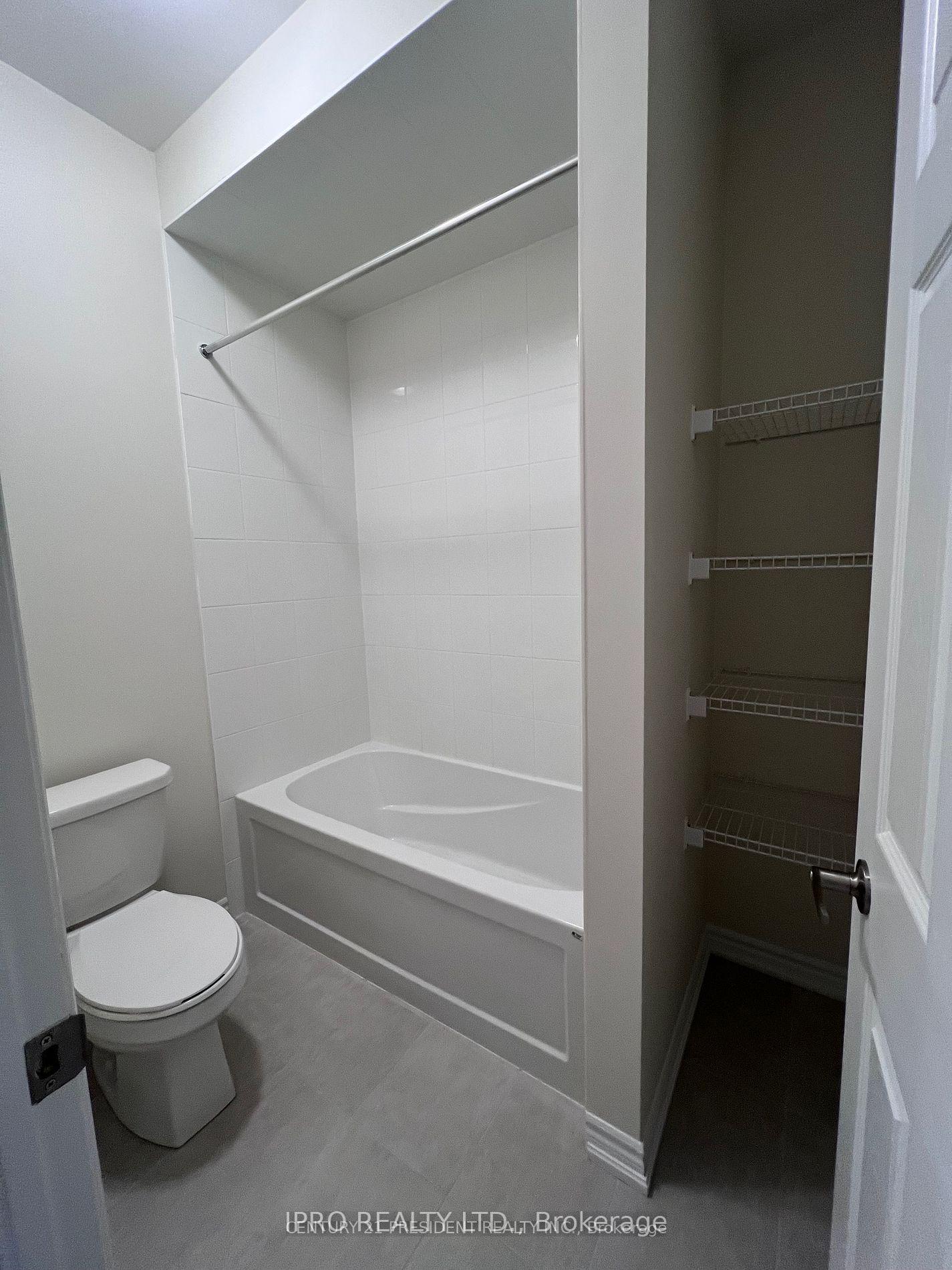 Photo 19 of 1425 Almonte Drive, Burlington, Tyandaga — HOMEH