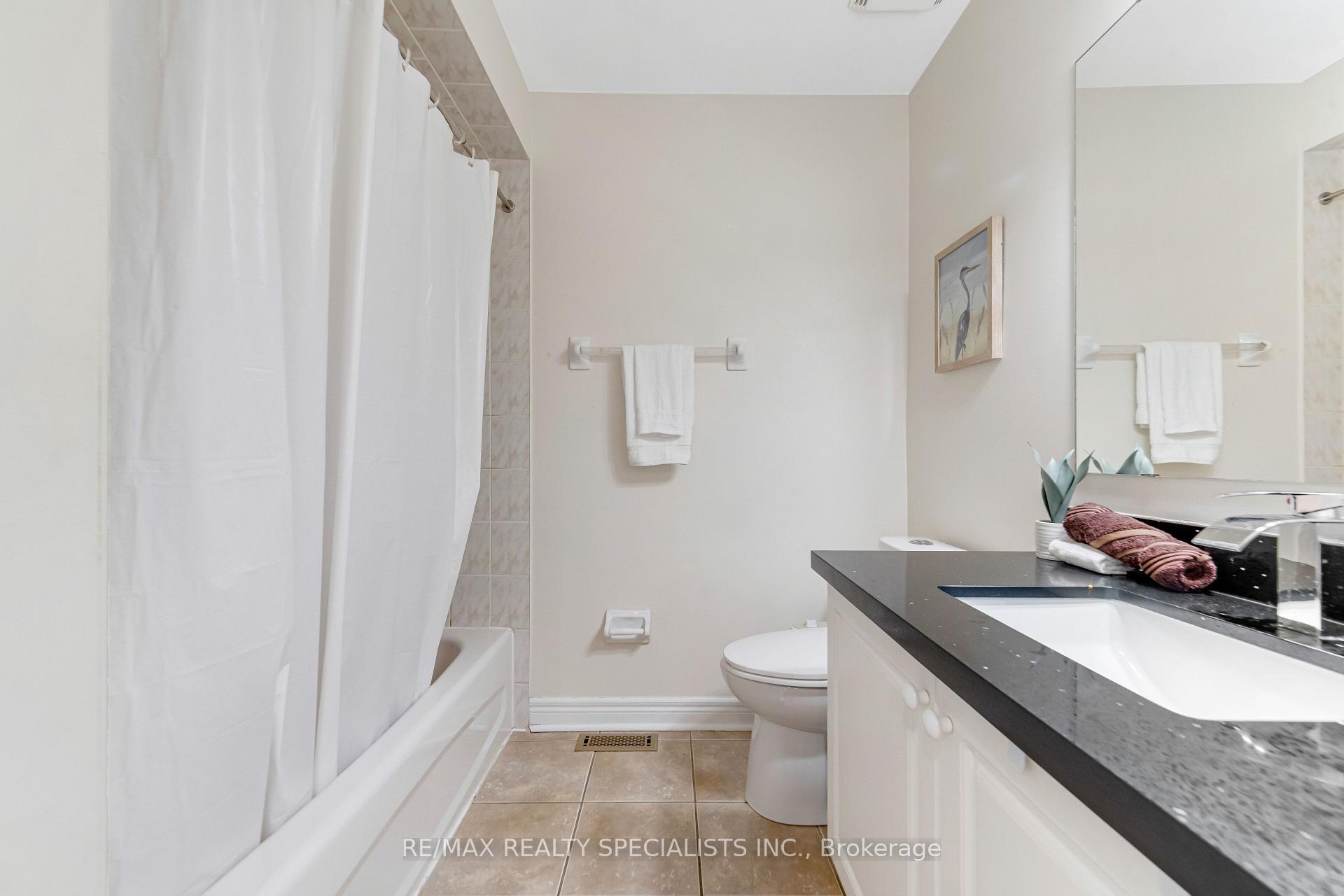 Photo 15 of 11 Traymore Street, Brampton, Fletcher's Meadow — HOMEH