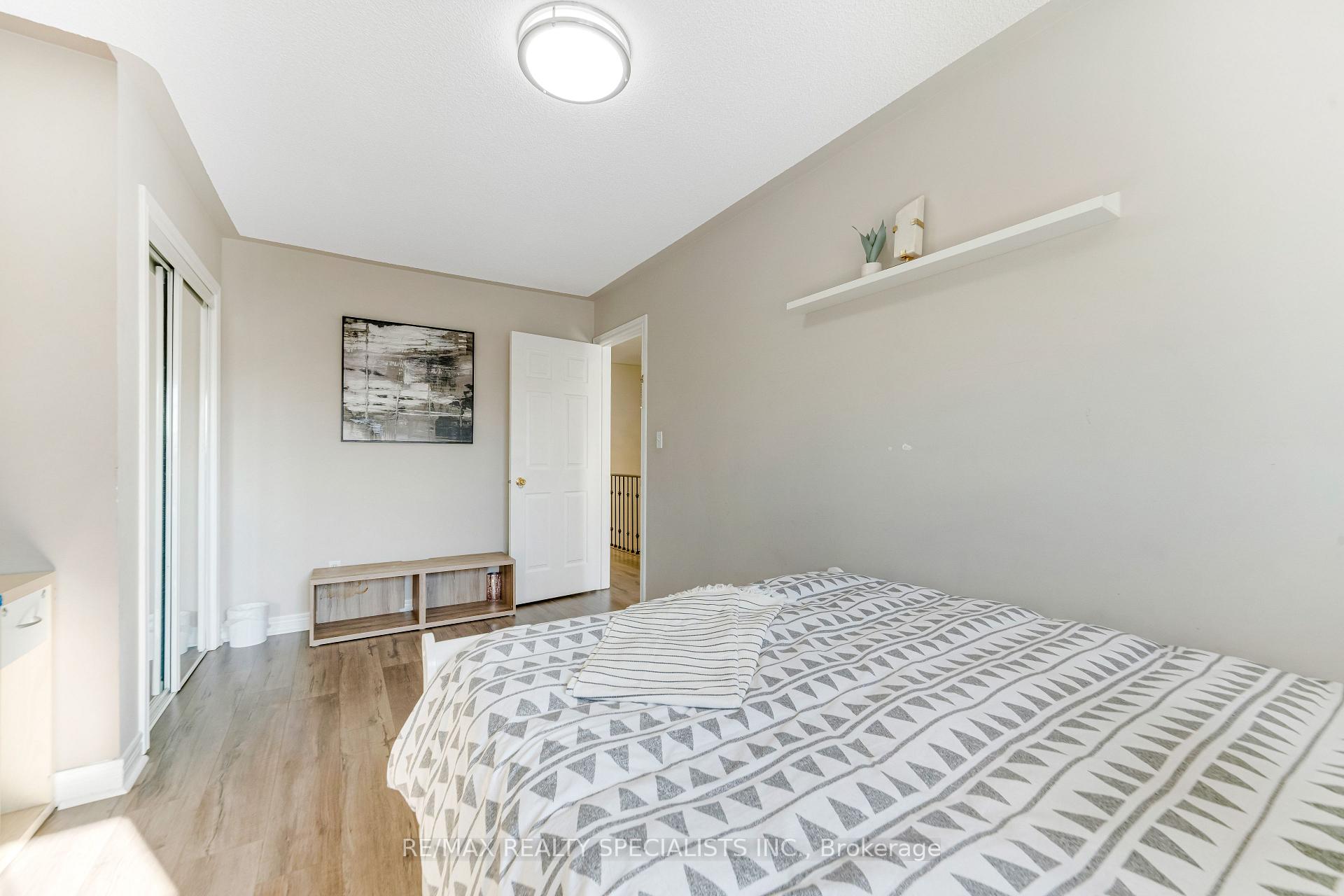 Photo 23 of 11 Traymore Street, Brampton, Fletcher's Meadow — HOMEH