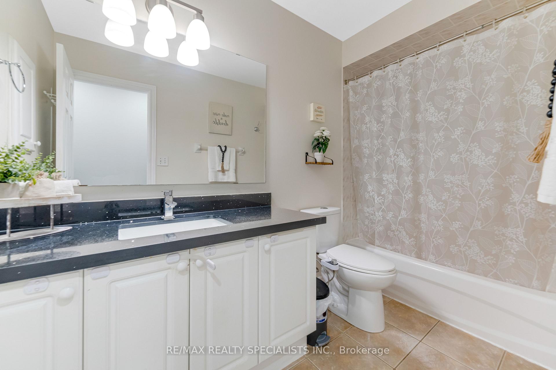 Photo 19 of 11 Traymore Street, Brampton, Fletcher's Meadow — HOMEH