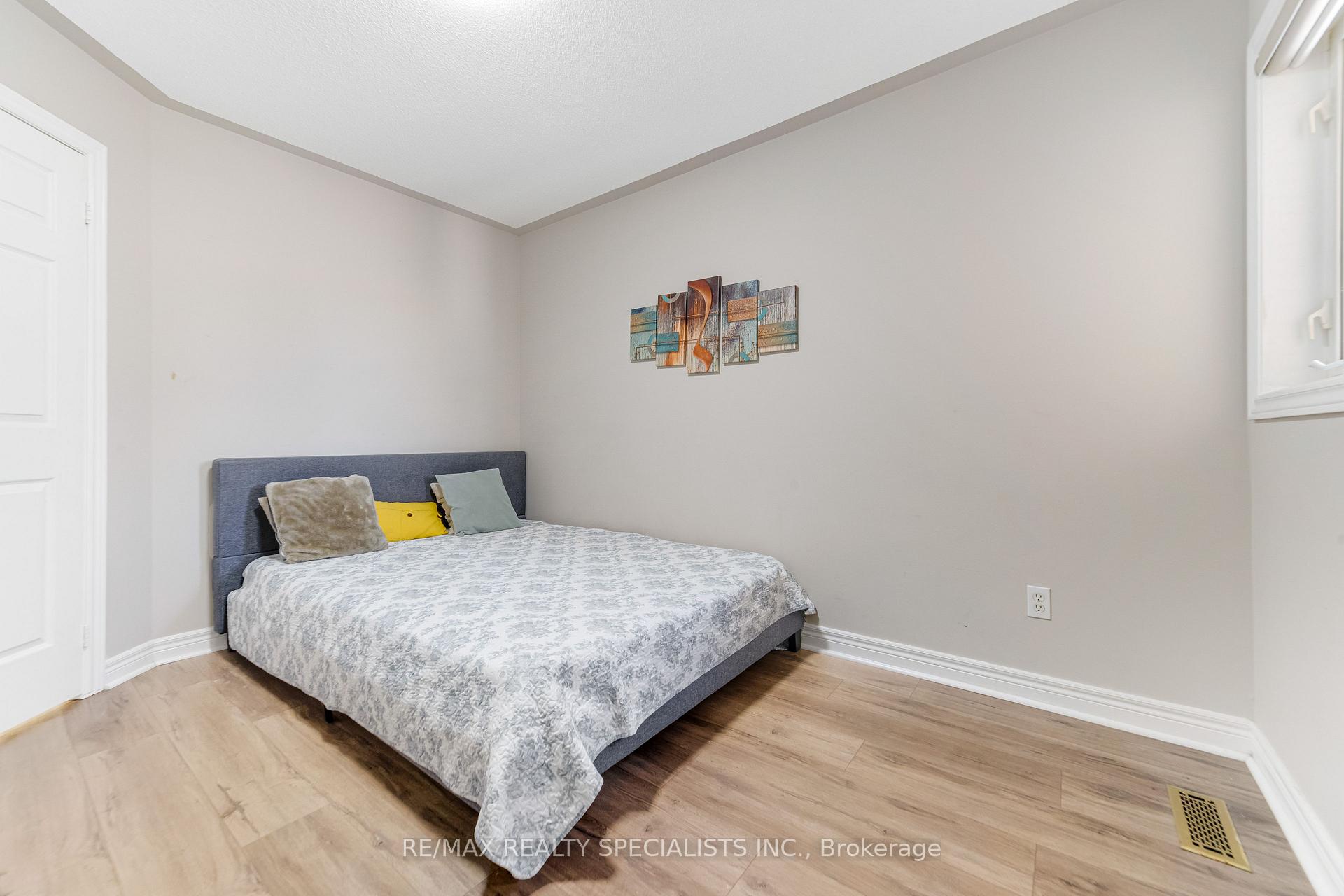 Photo 27 of 11 Traymore Street, Brampton, Fletcher's Meadow — HOMEH