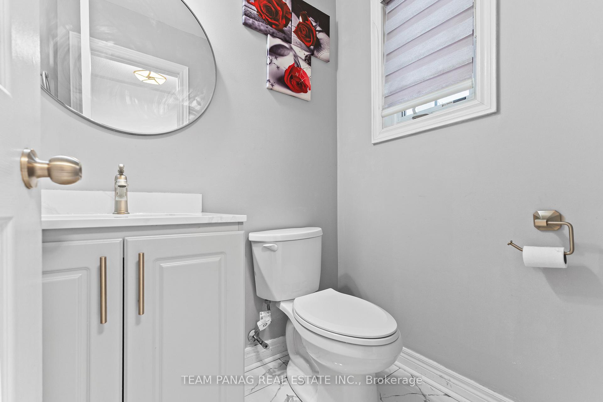 Photo 11 of 28 Oakmeadow Drive, Brampton, Fletcher's Meadow — HOMEH