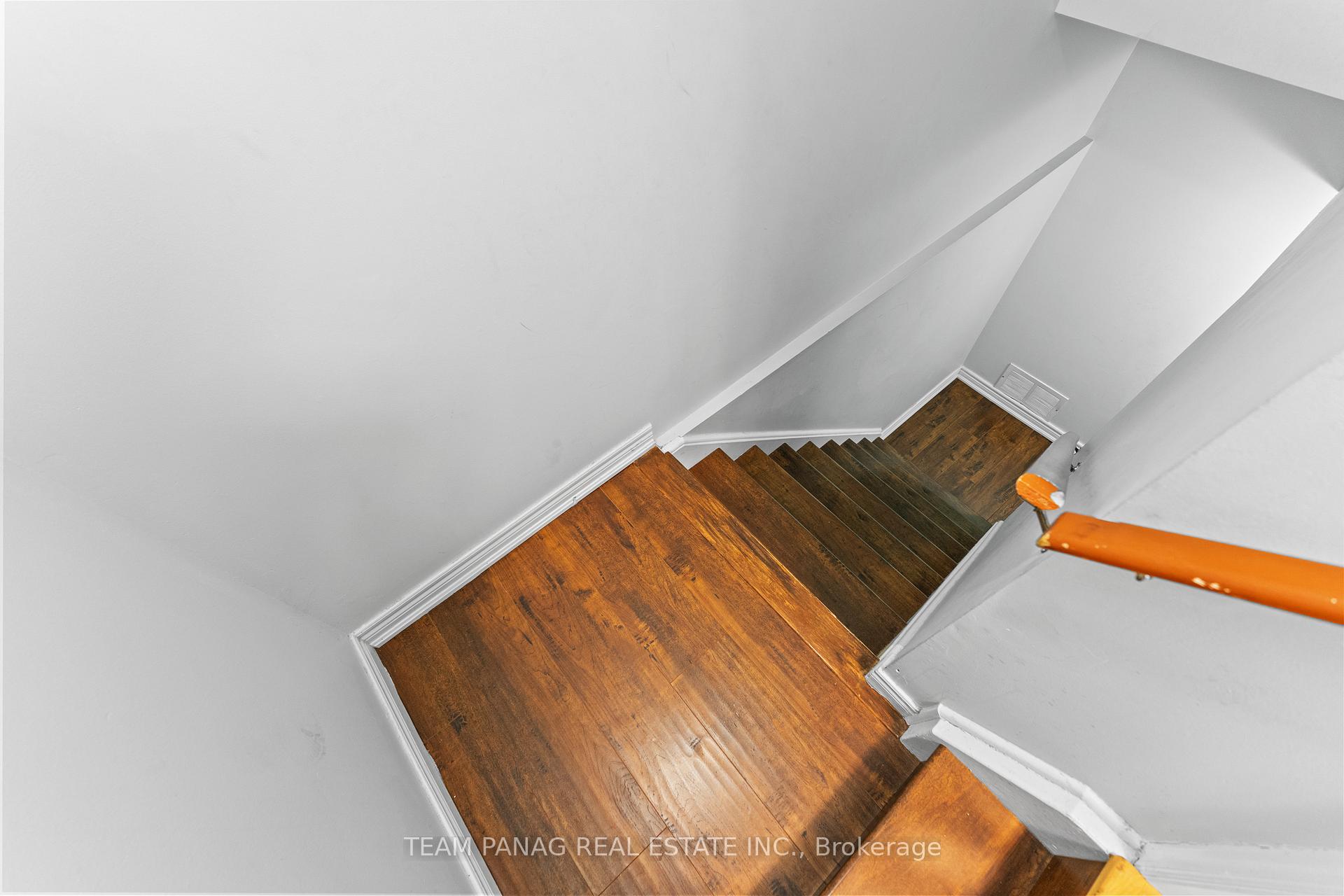 Photo 28 of 28 Oakmeadow Drive, Brampton, Fletcher's Meadow — HOMEH