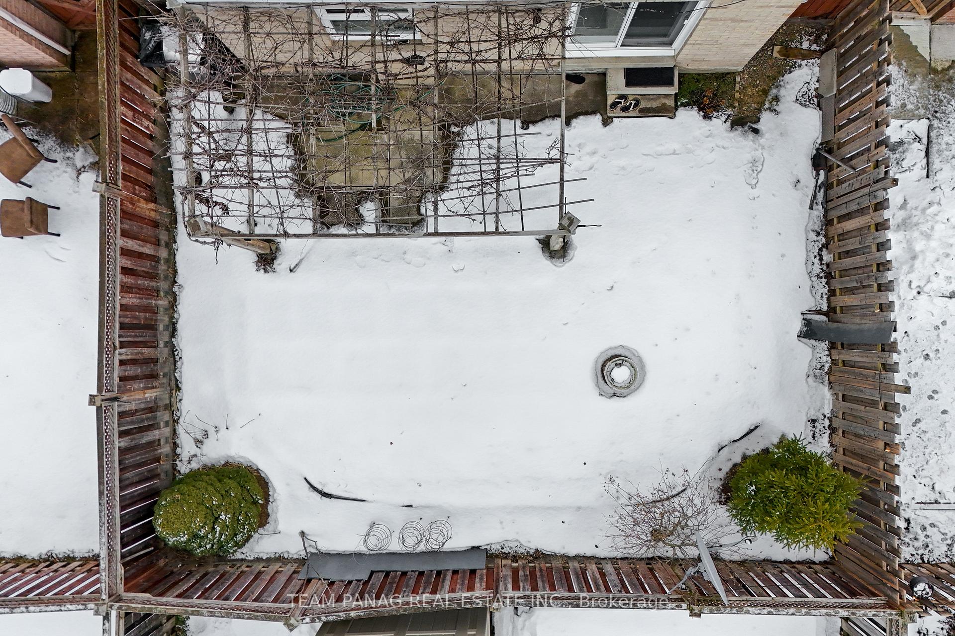Photo 26 of 28 Oakmeadow Drive, Brampton, Fletcher's Meadow — HOMEH