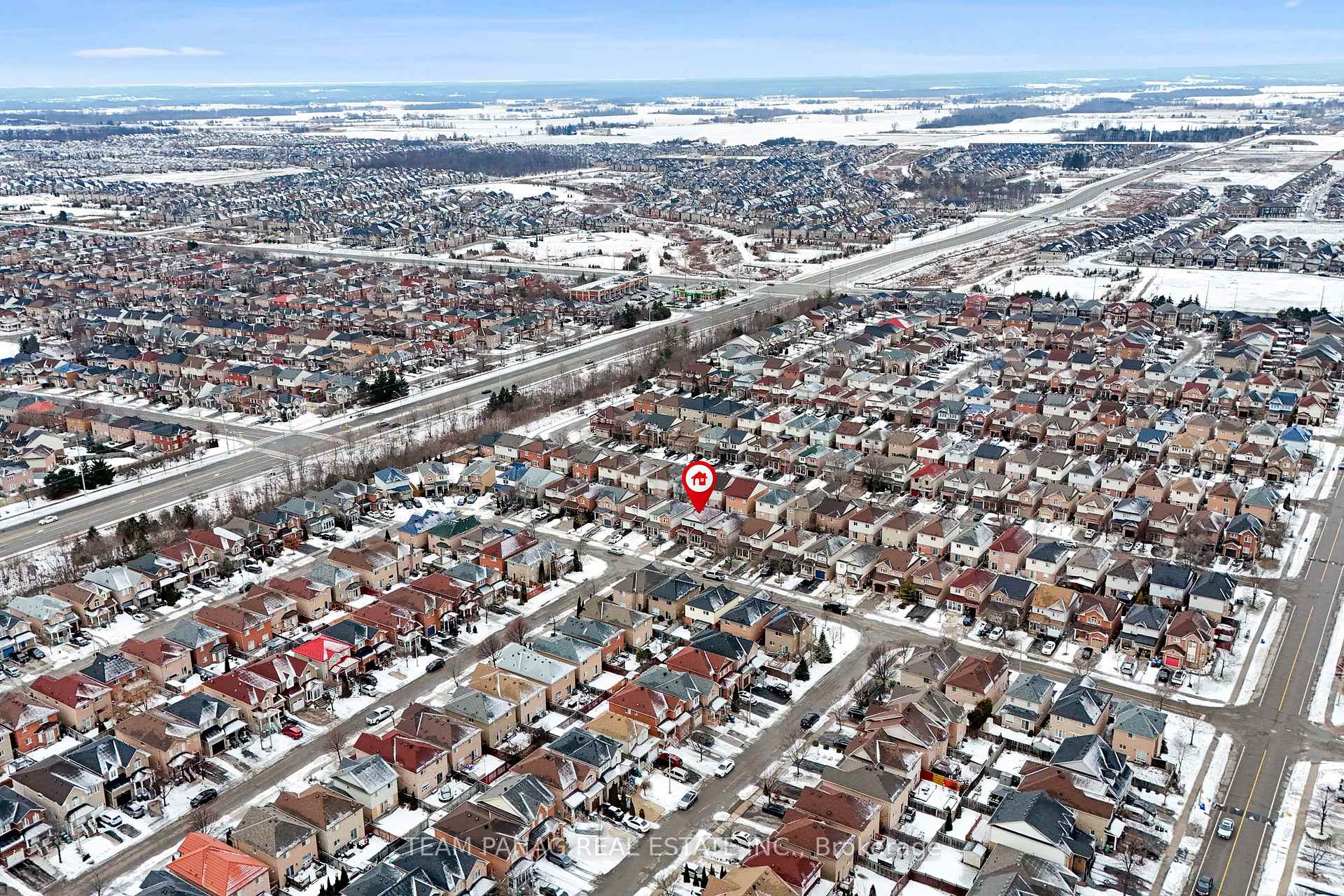Photo 25 of 28 Oakmeadow Drive, Brampton, Fletcher's Meadow — HOMEH