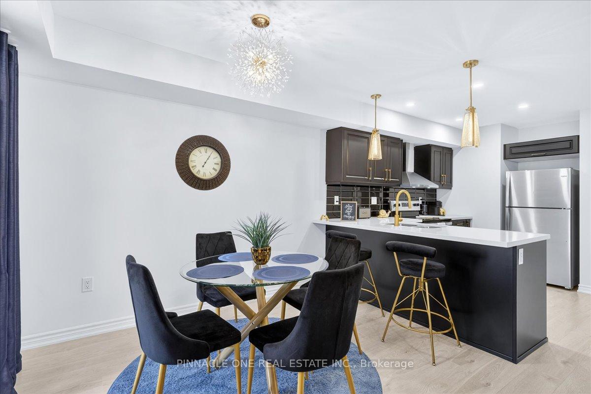 Photo 12 of Unit 4, 41 Pumpkin Corner Crescent, Barrie, Rural Barrie Southeast — HOMEH
