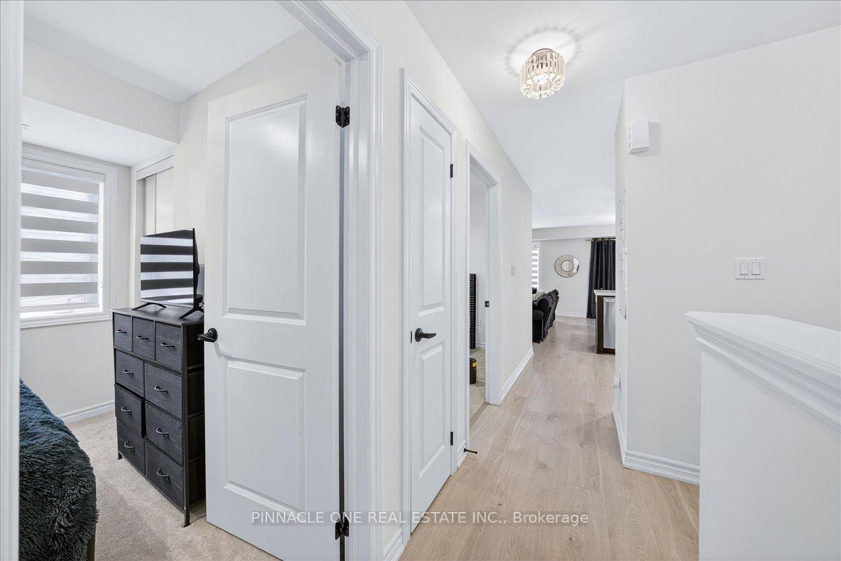 Photo 15 of Unit 4, 41 Pumpkin Corner Crescent, Barrie, Rural Barrie Southeast — HOMEH