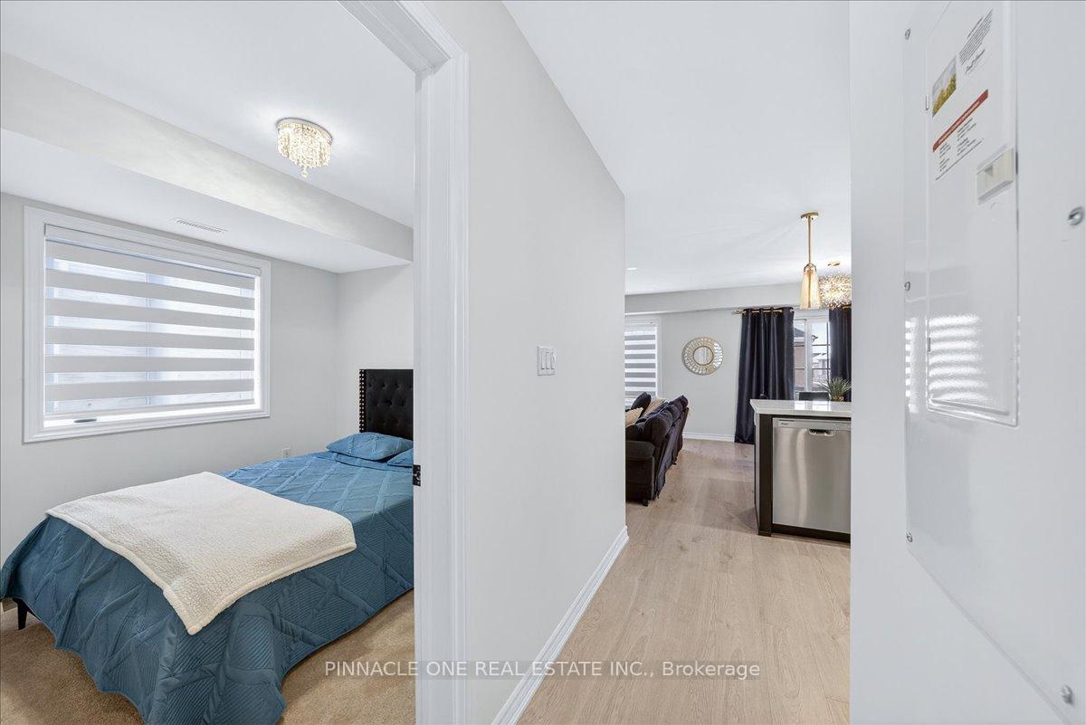 Photo 19 of Unit 4, 41 Pumpkin Corner Crescent, Barrie, Rural Barrie Southeast — HOMEH