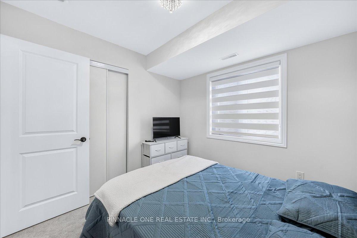 Photo 30 of Unit 4, 41 Pumpkin Corner Crescent, Barrie, Rural Barrie Southeast — HOMEH