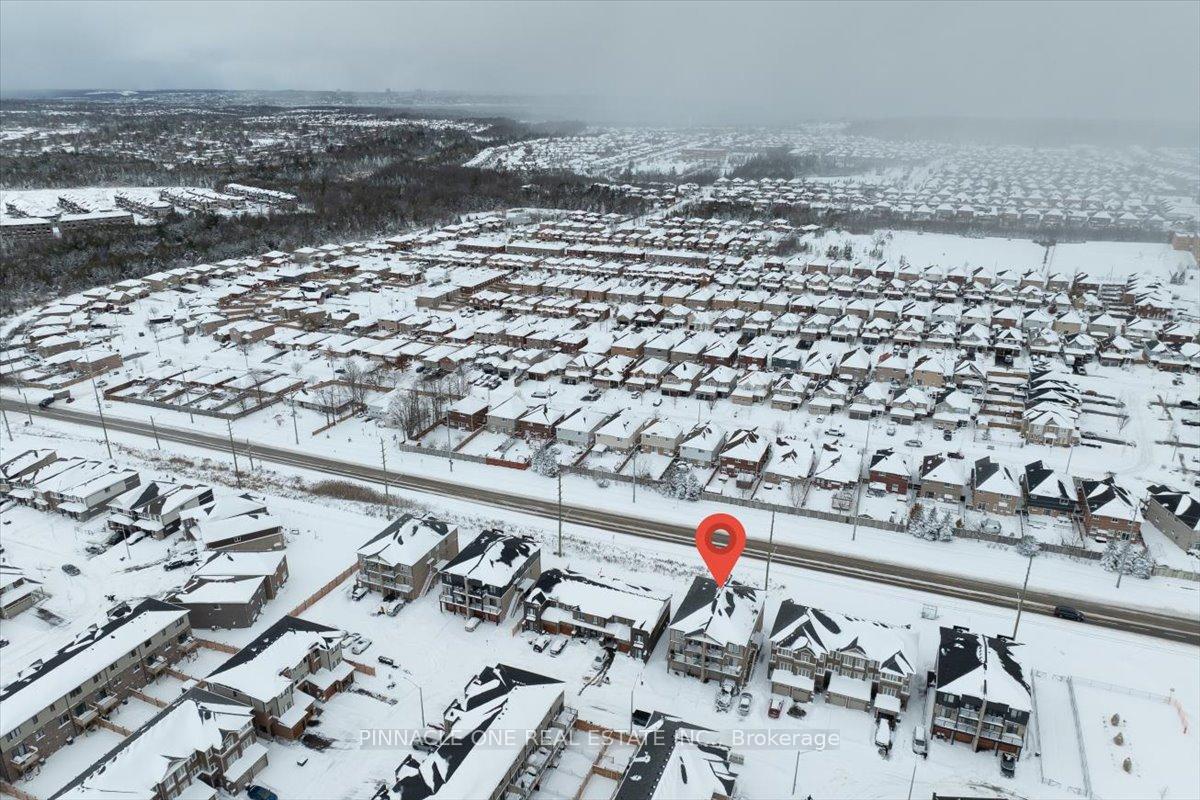 Photo 34 of Unit 4, 41 Pumpkin Corner Crescent, Barrie, Rural Barrie Southeast — HOMEH