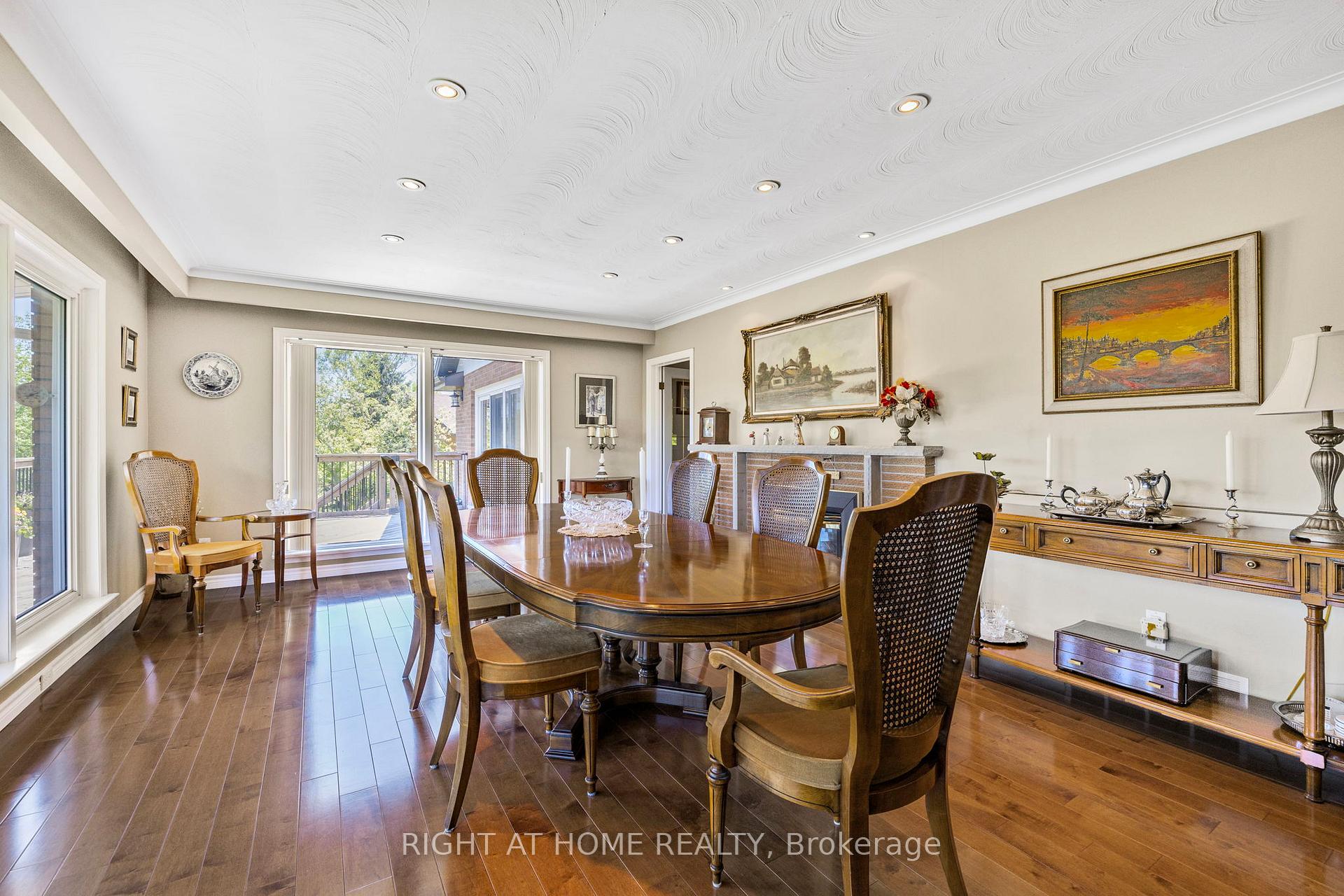 Photo 15 of 42 Valleyview Road, Brampton, Snelgrove — HOMEH