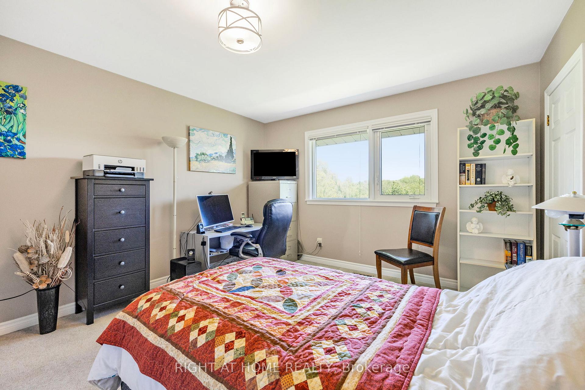Photo 20 of 42 Valleyview Road, Brampton, Snelgrove — HOMEH