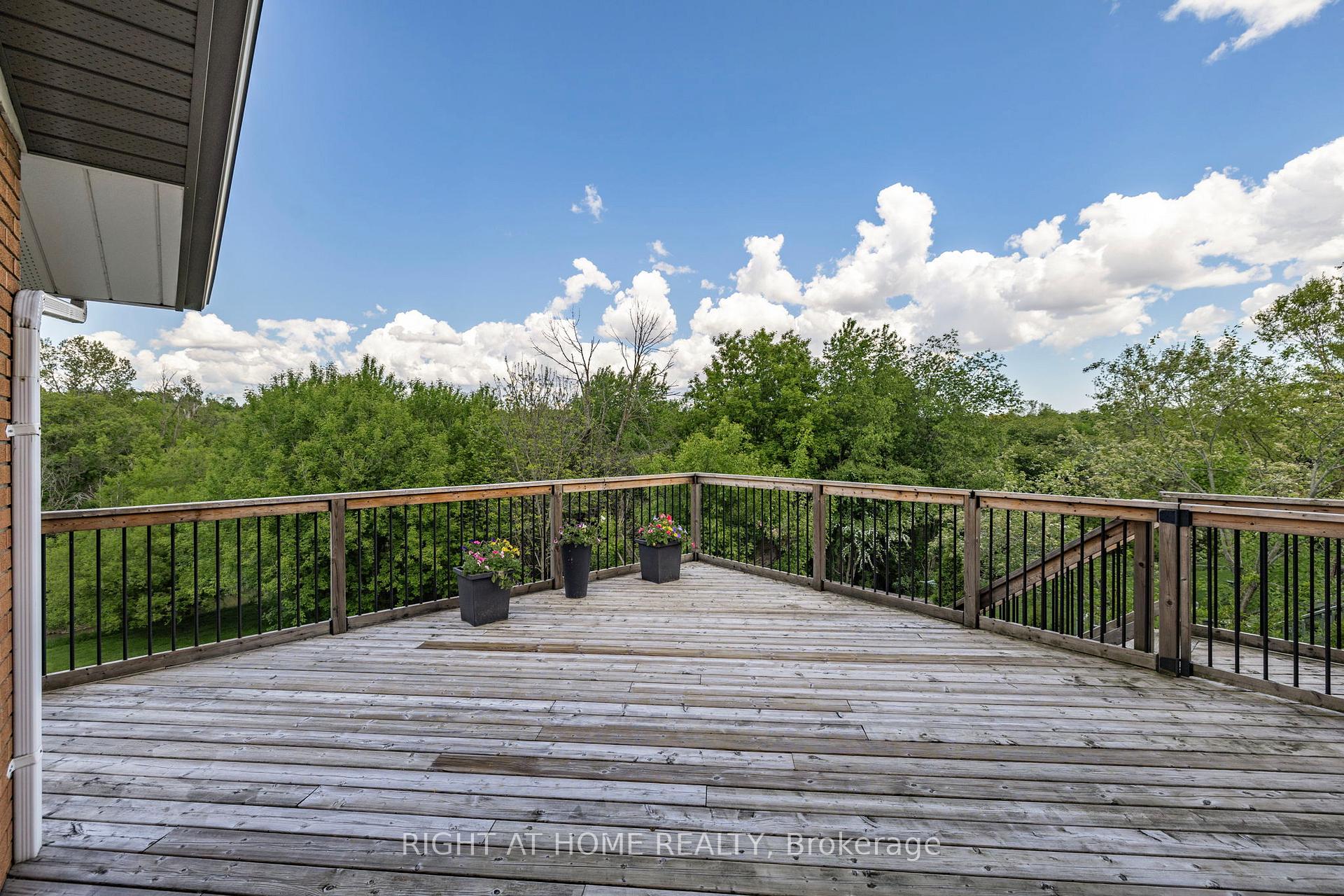 Photo 29 of 42 Valleyview Road, Brampton, Snelgrove — HOMEH