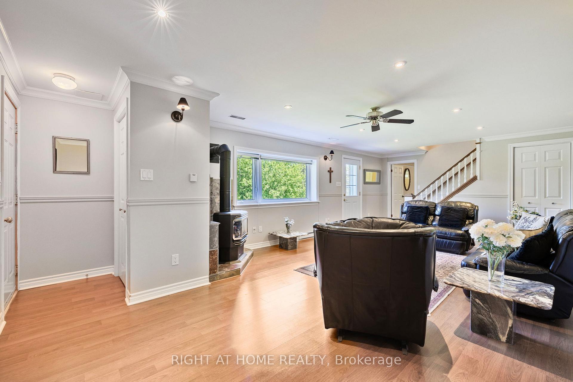 Photo 27 of 42 Valleyview Road, Brampton, Snelgrove — HOMEH