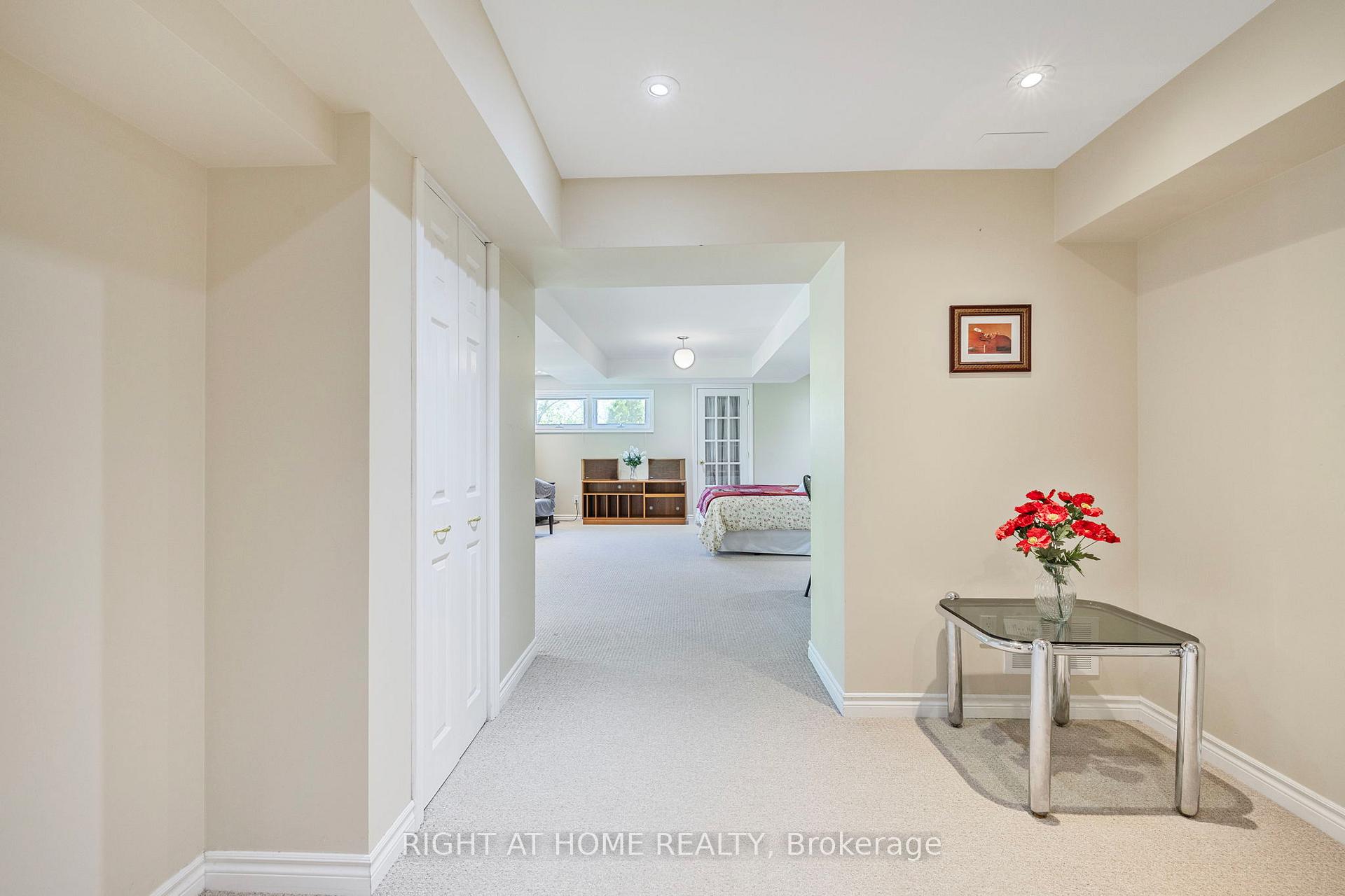 Photo 31 of 42 Valleyview Road, Brampton, Snelgrove — HOMEH