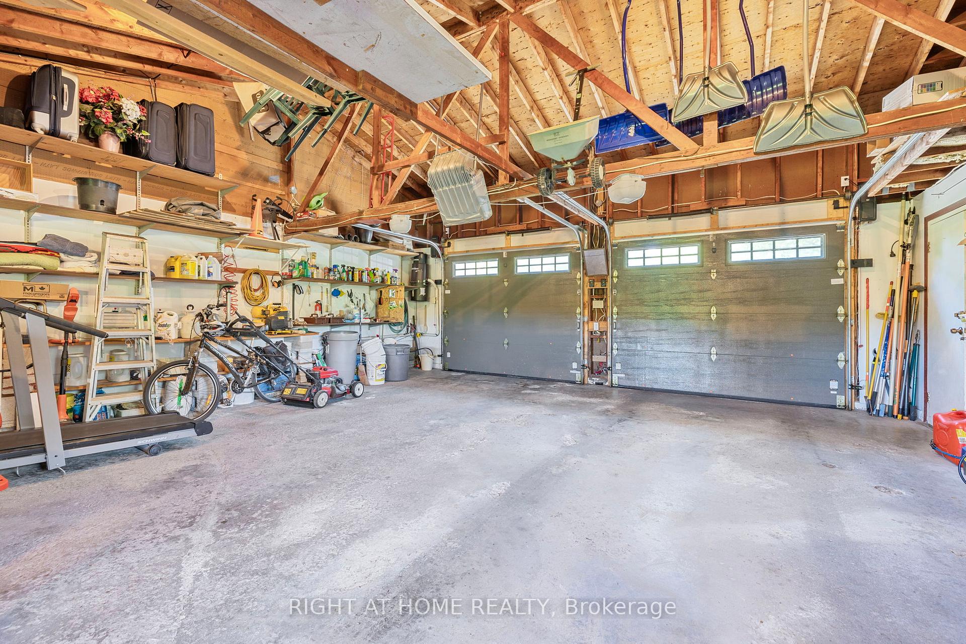 Photo 42 of 42 Valleyview Road, Brampton, Snelgrove — HOMEH
