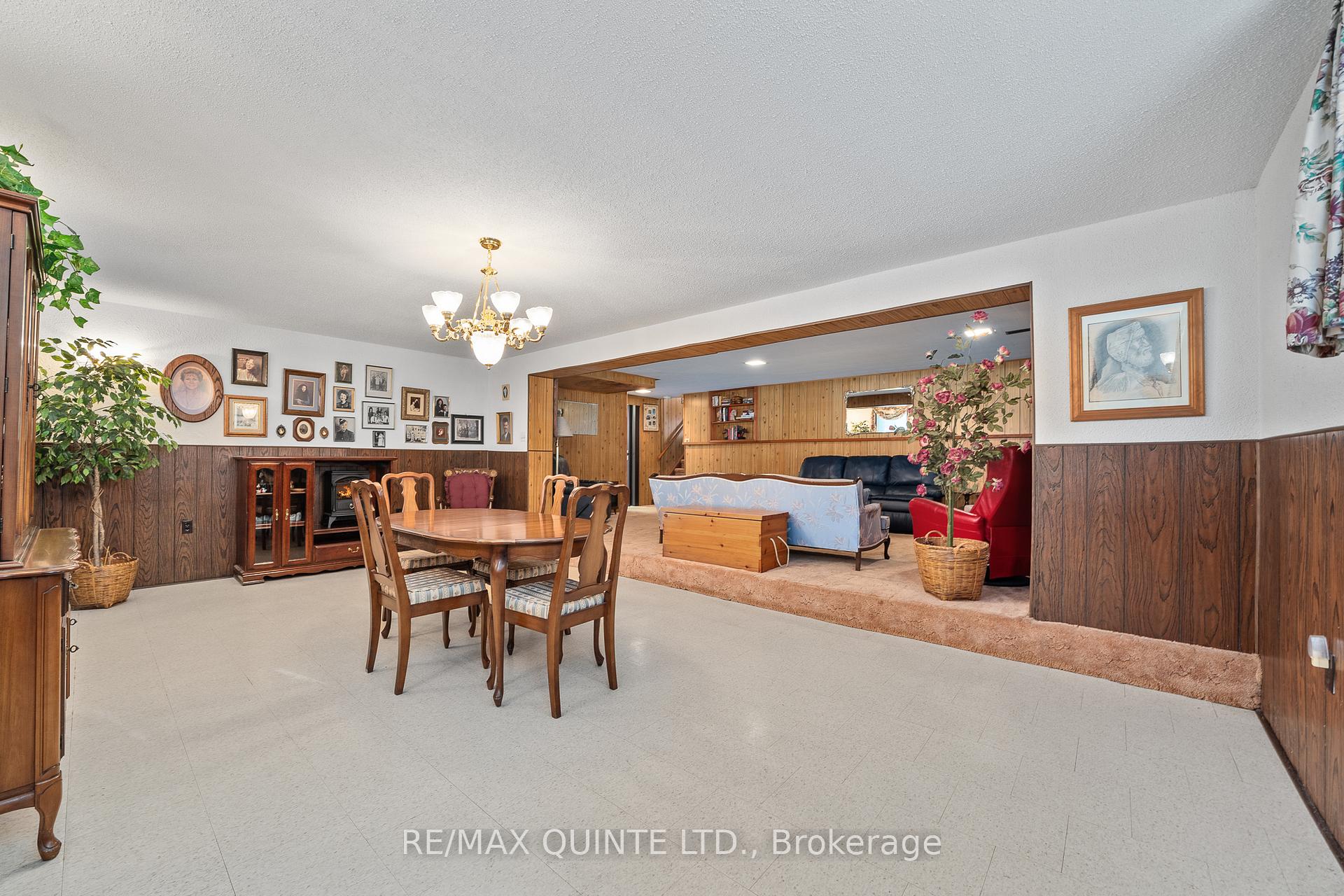 Photo 21 of 20 Alfred Drive, Belleville, Belleville Ward — HOMEH