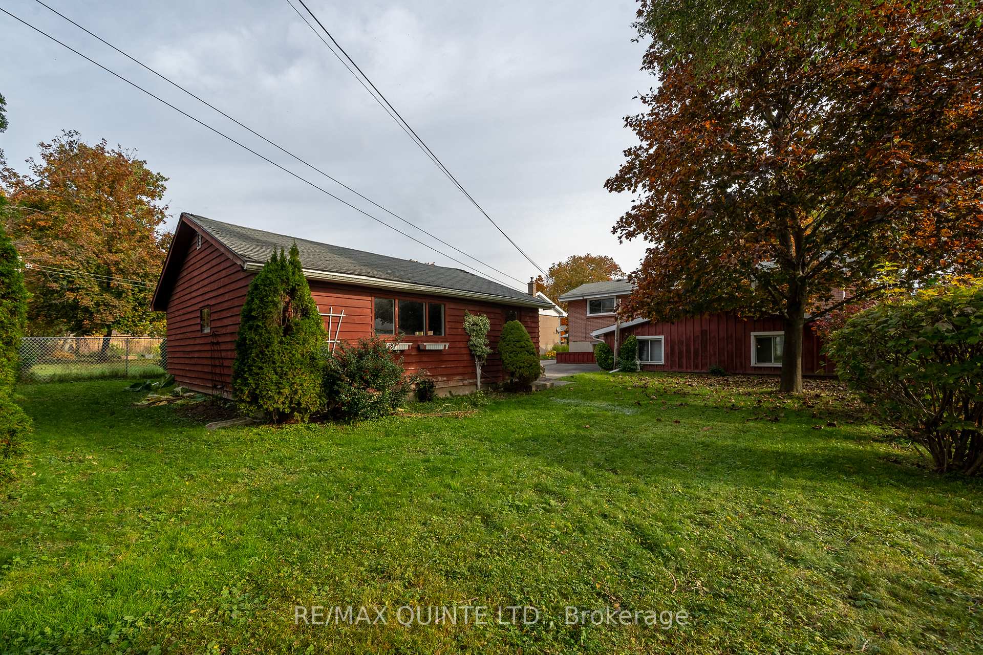Photo 31 of 20 Alfred Drive, Belleville, Belleville Ward — HOMEH