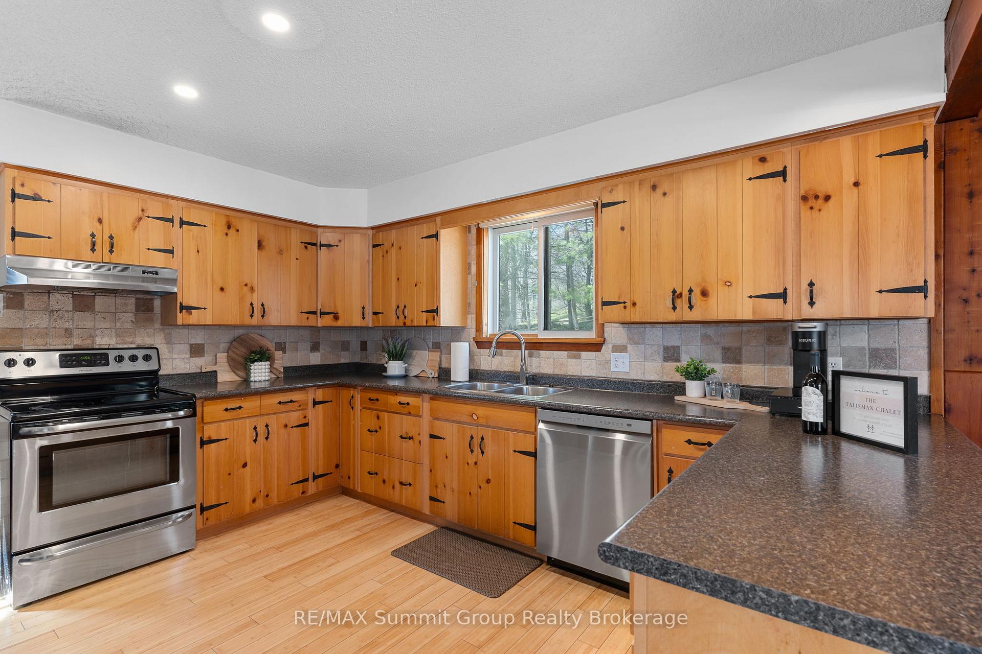 Photo 4 of 144 Talisman Boulevard, Grey Highlands — HOMEH