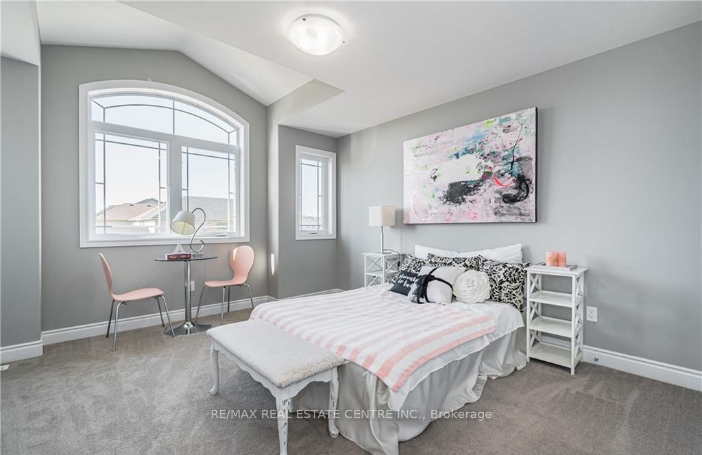 Photo 17 of Unit Upper, 152 Dallan Drive, Guelph, Pineridge/Westminster Woods — HOMEH