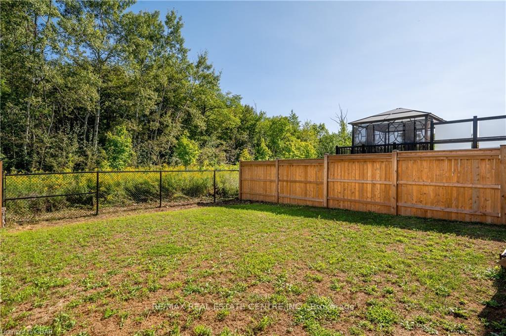 Photo 28 of Unit Upper, 152 Dallan Drive, Guelph, Pineridge/Westminster Woods — HOMEH