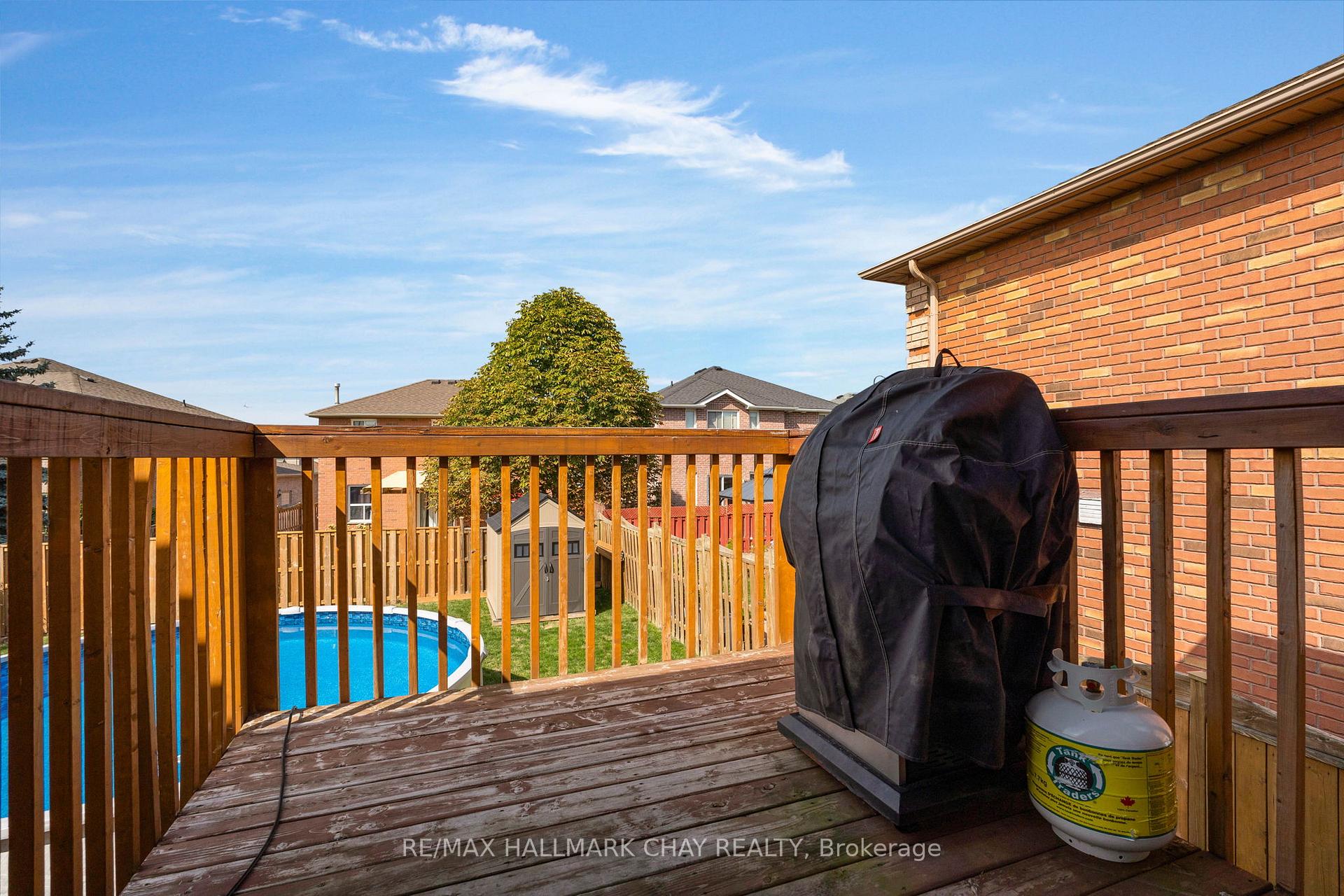 Photo 11 of 166 Country Lane, Barrie, Painswick South — HOMEH
