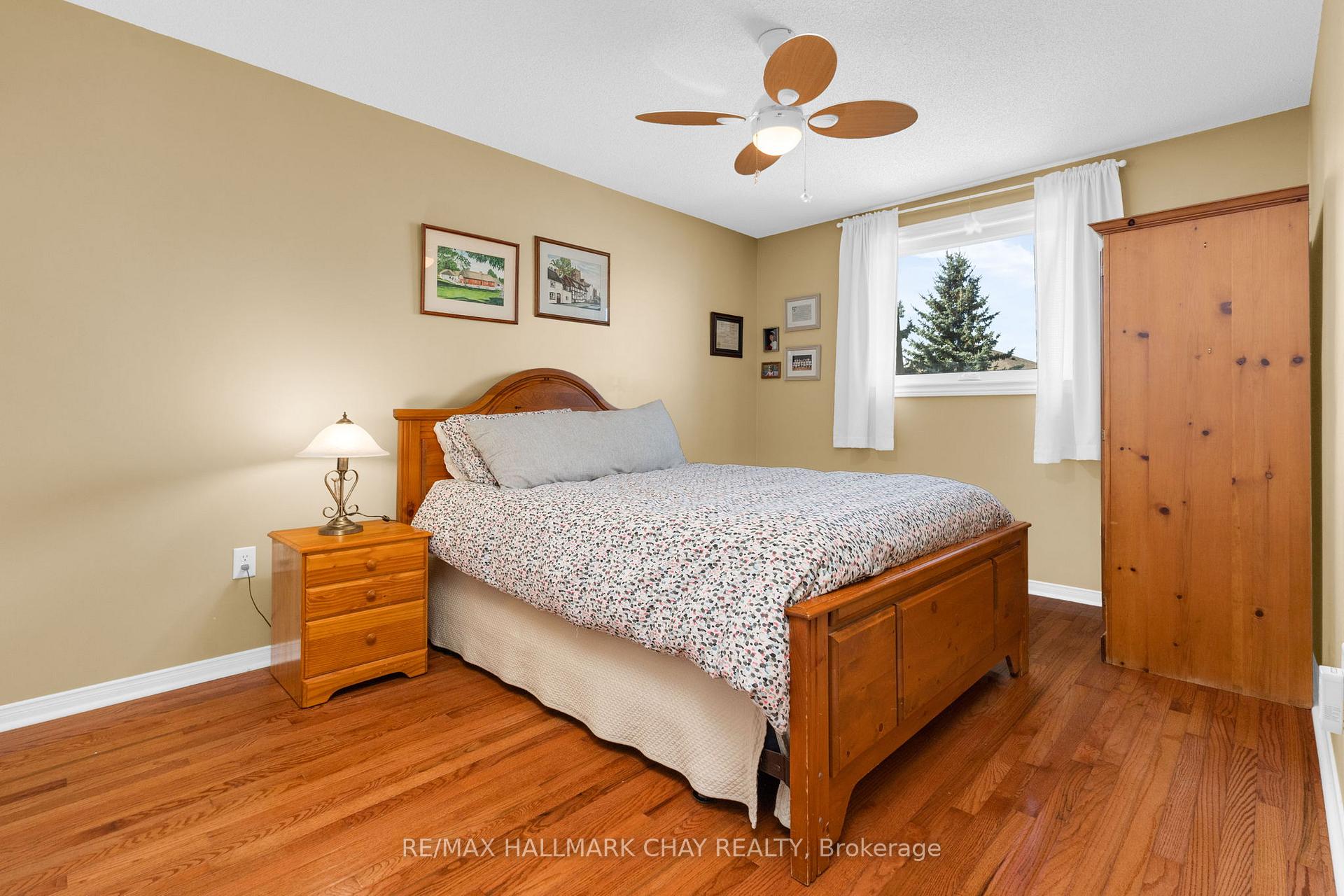Photo 9 of 166 Country Lane, Barrie, Painswick South — HOMEH