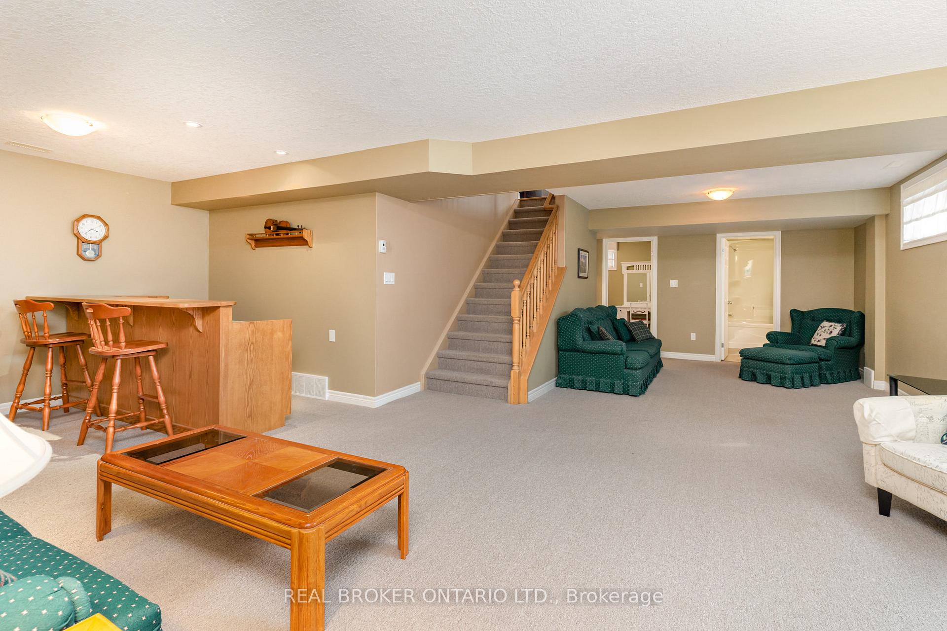 Photo 12 of 472 Countess Street S, West Grey — HOMEH