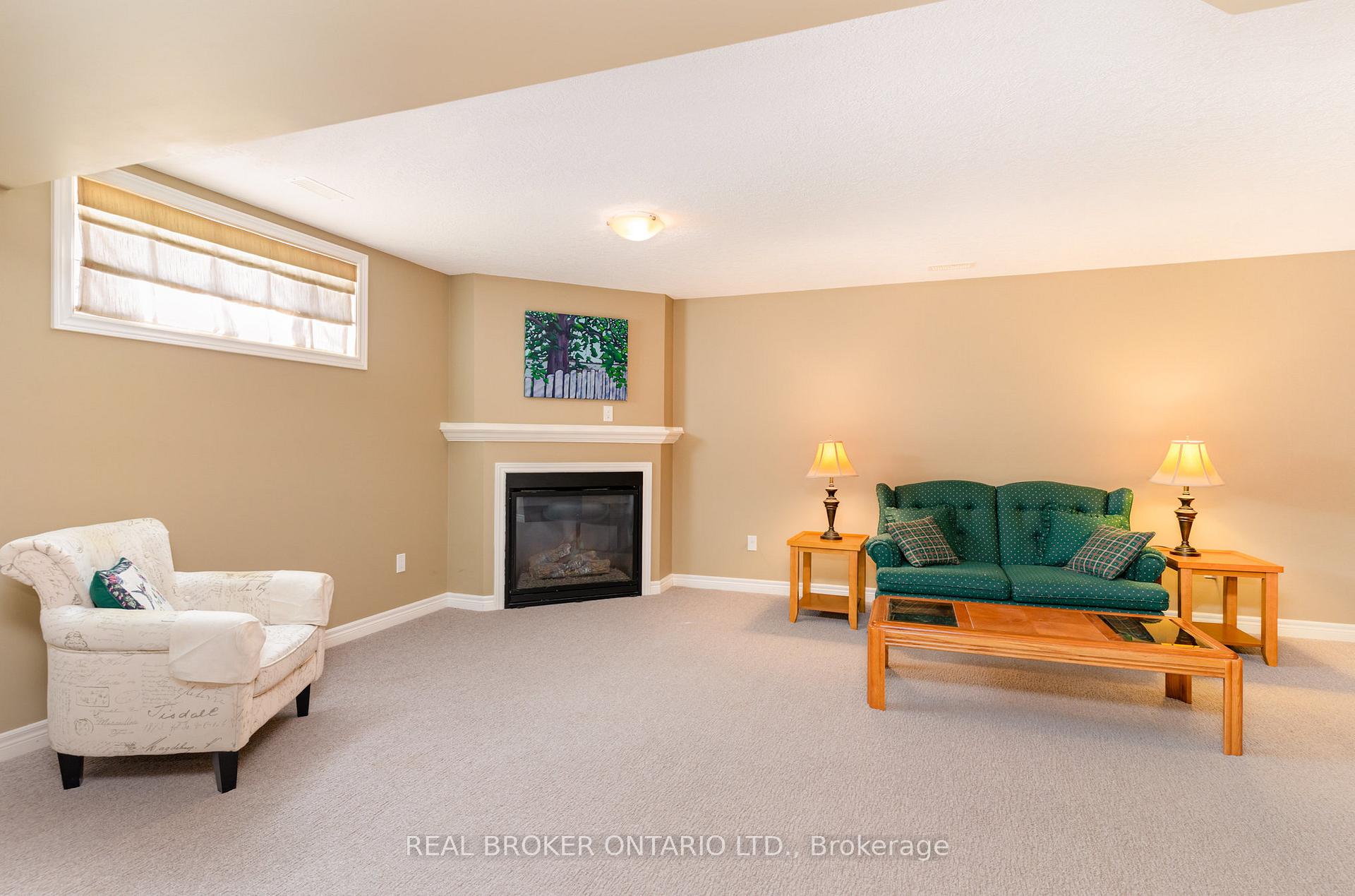 Photo 14 of 472 Countess Street S, West Grey — HOMEH