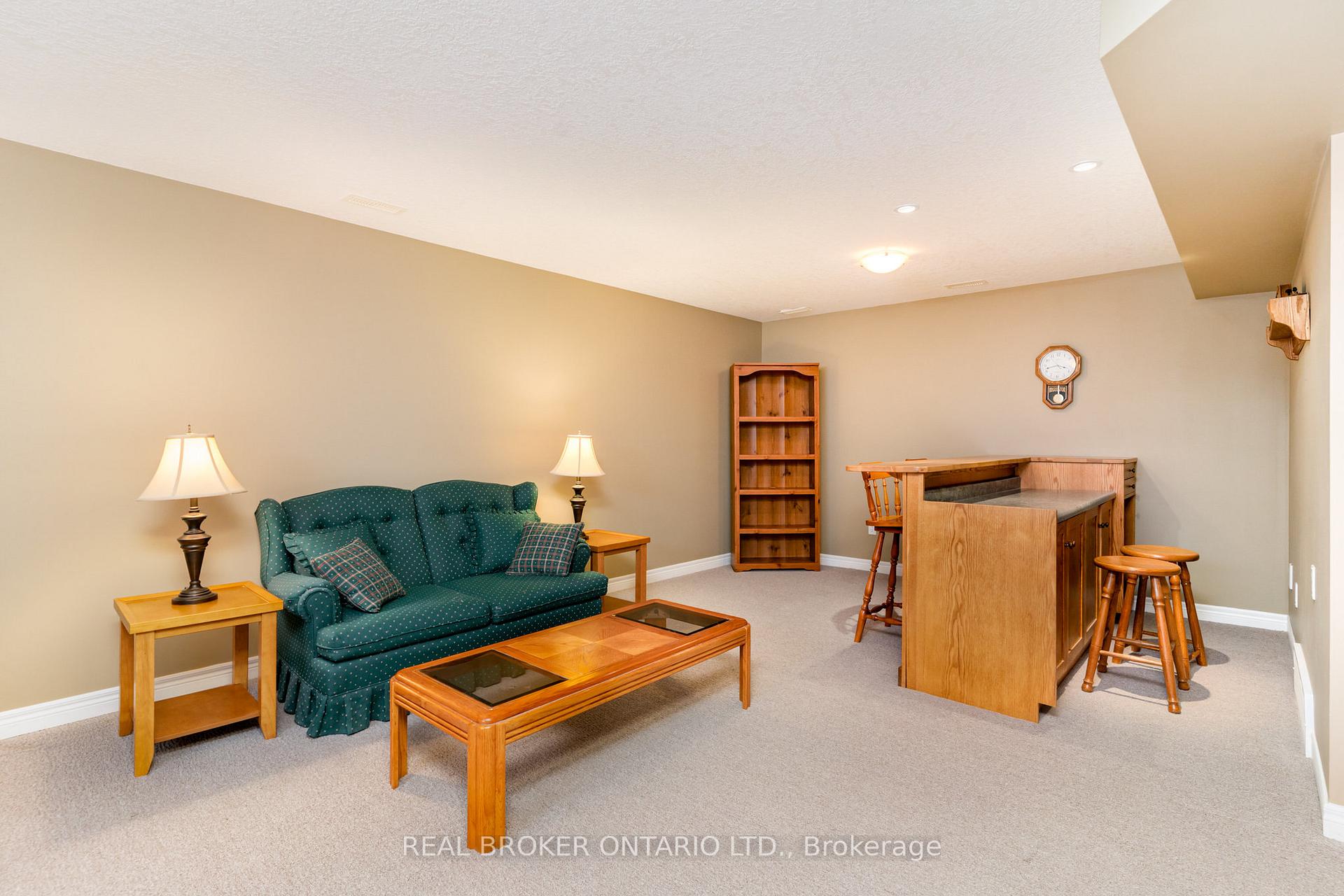 Photo 16 of 472 Countess Street S, West Grey — HOMEH