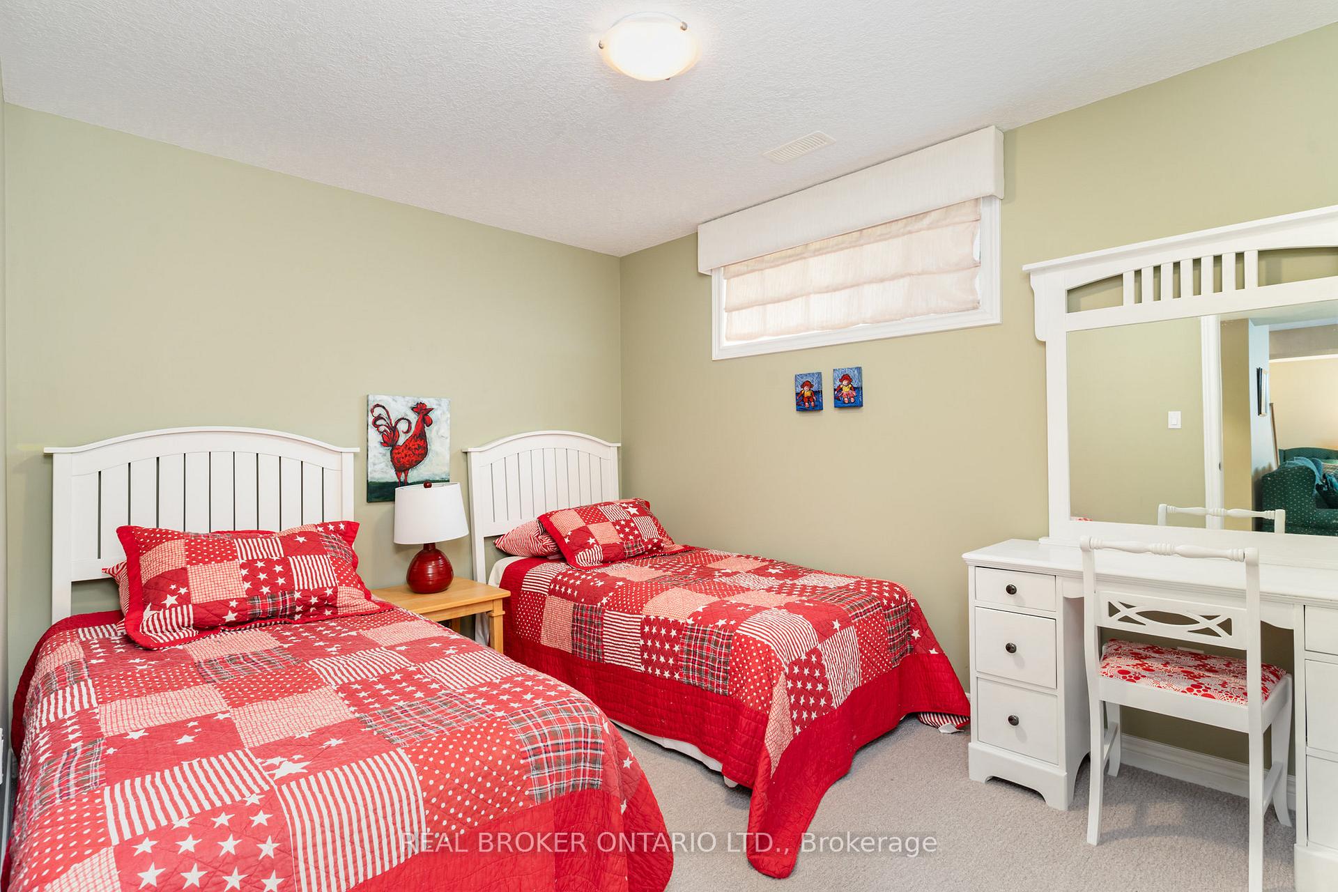 Photo 18 of 472 Countess Street S, West Grey — HOMEH