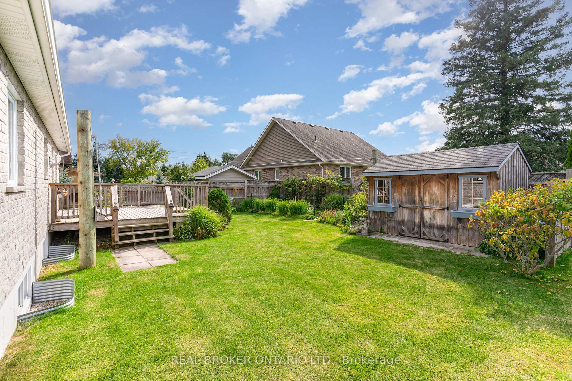 Photo 19 of 472 Countess Street S, West Grey — HOMEH
