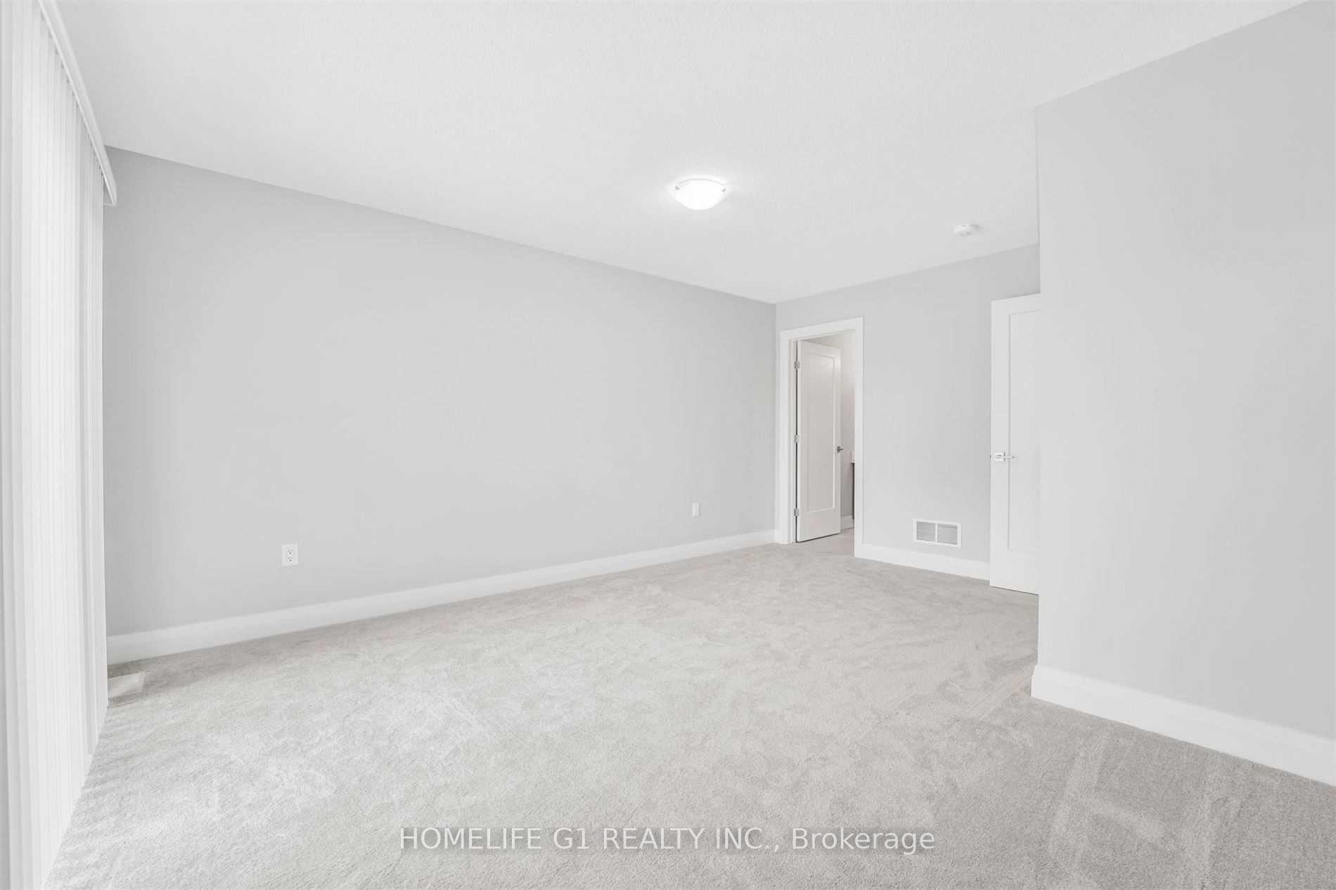 Photo 10 of 10 Bayberry Lane, Grimsby, Grimsby Escarpment — HOMEH