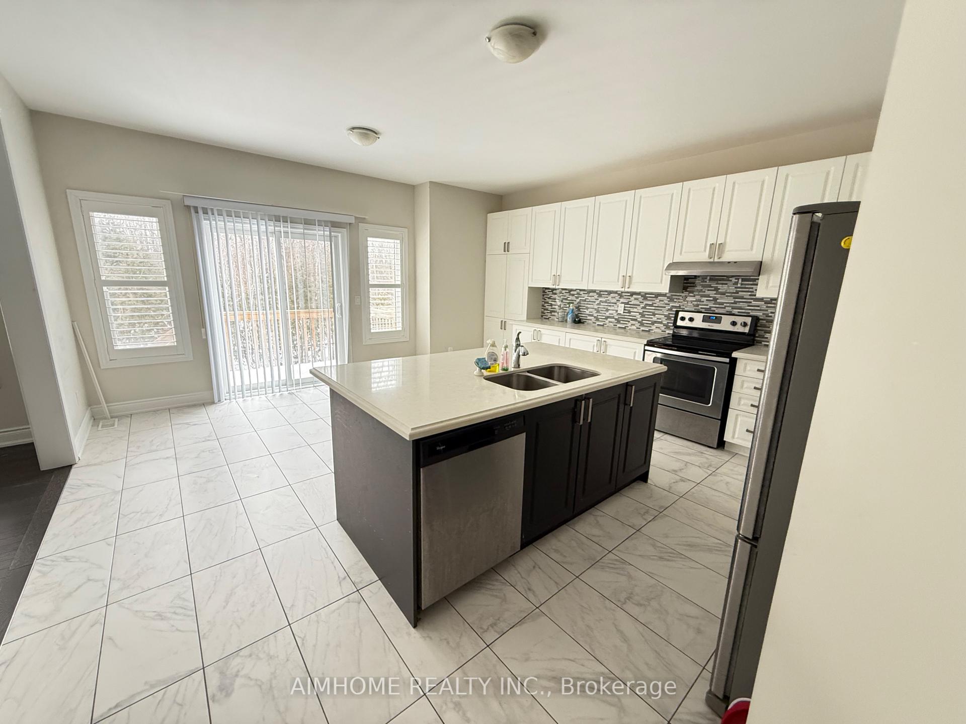 Photo 4 of 21 Upperview Place, Whitby, Taunton North — HOMEH