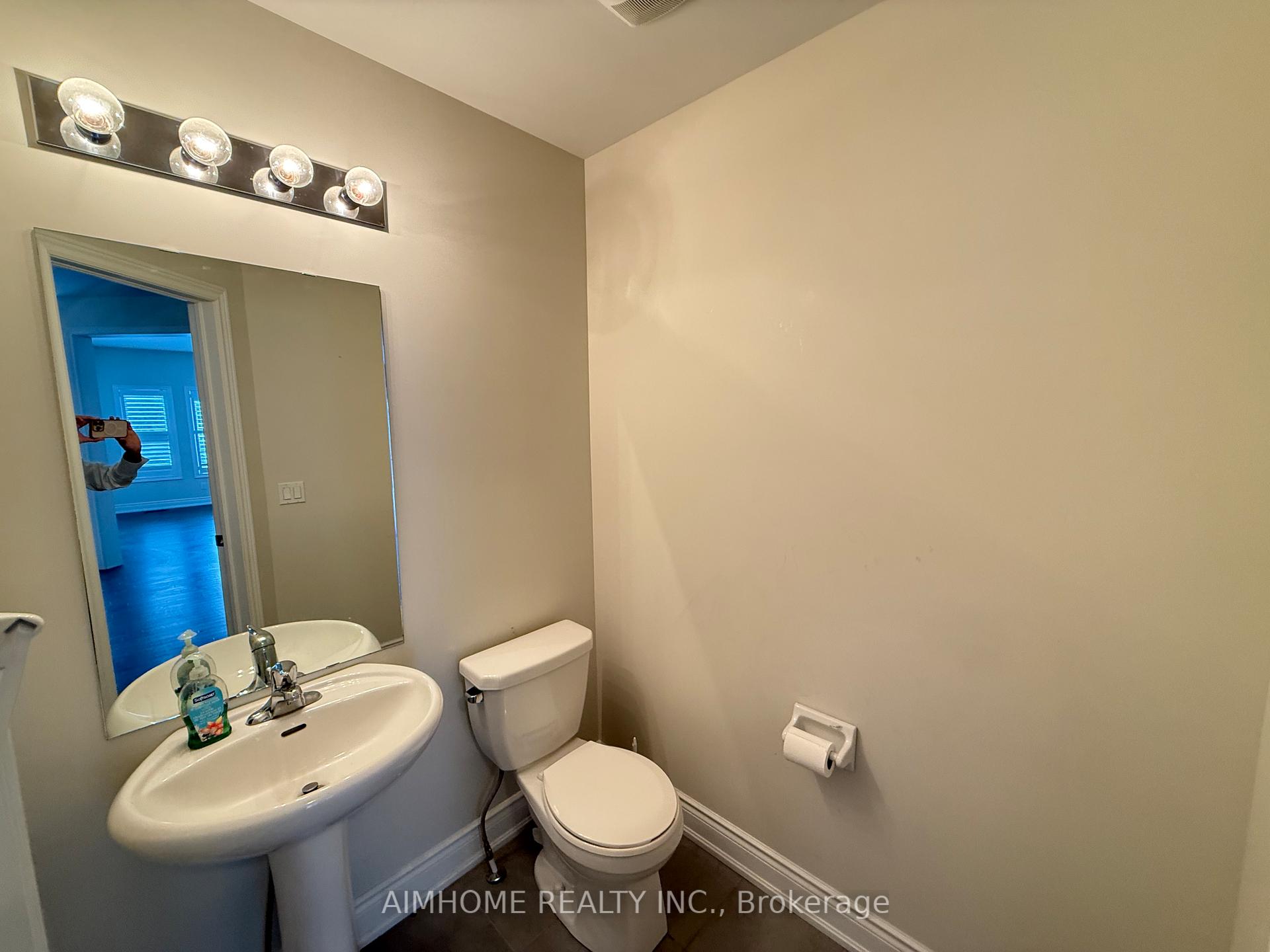 Photo 5 of 21 Upperview Place, Whitby, Taunton North — HOMEH