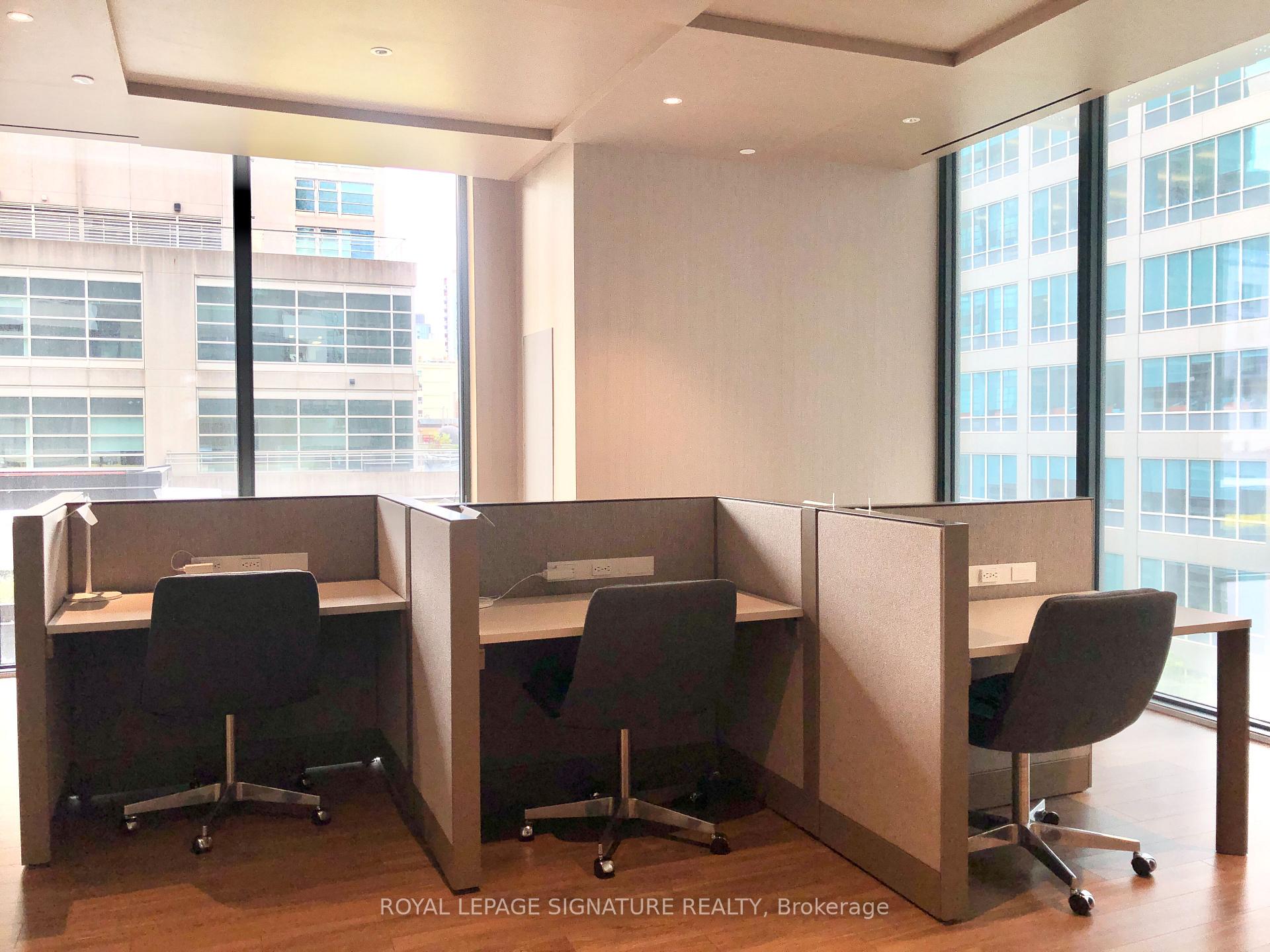 Photo 4 of Unit 202, 25 Richmond Street E, Toronto, Church-Yonge Corridor — HOMEH