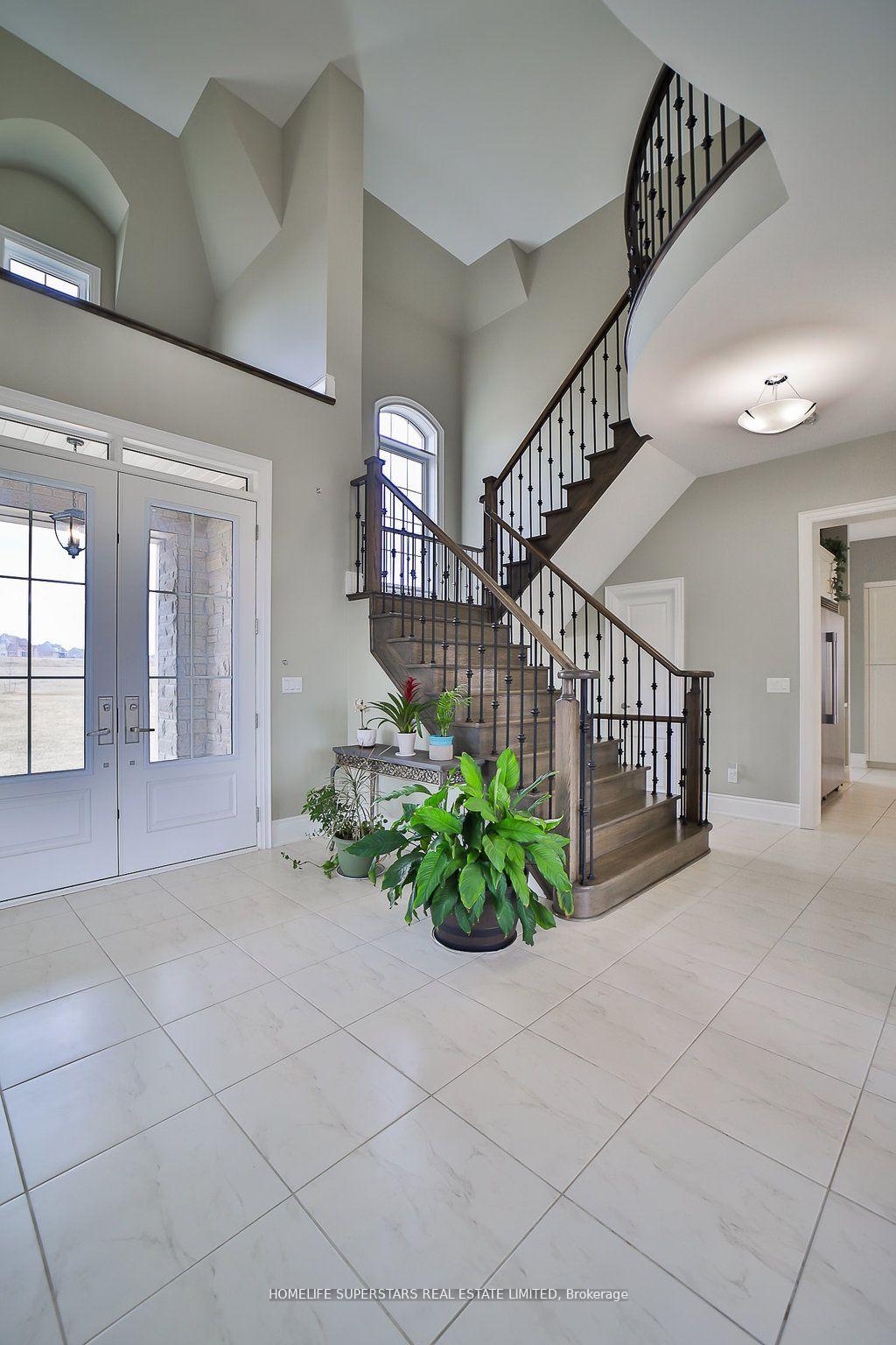 Photo 20 of 134 AMOS DRIVE Amos Drive, Caledon, Palgrave — HOMEH