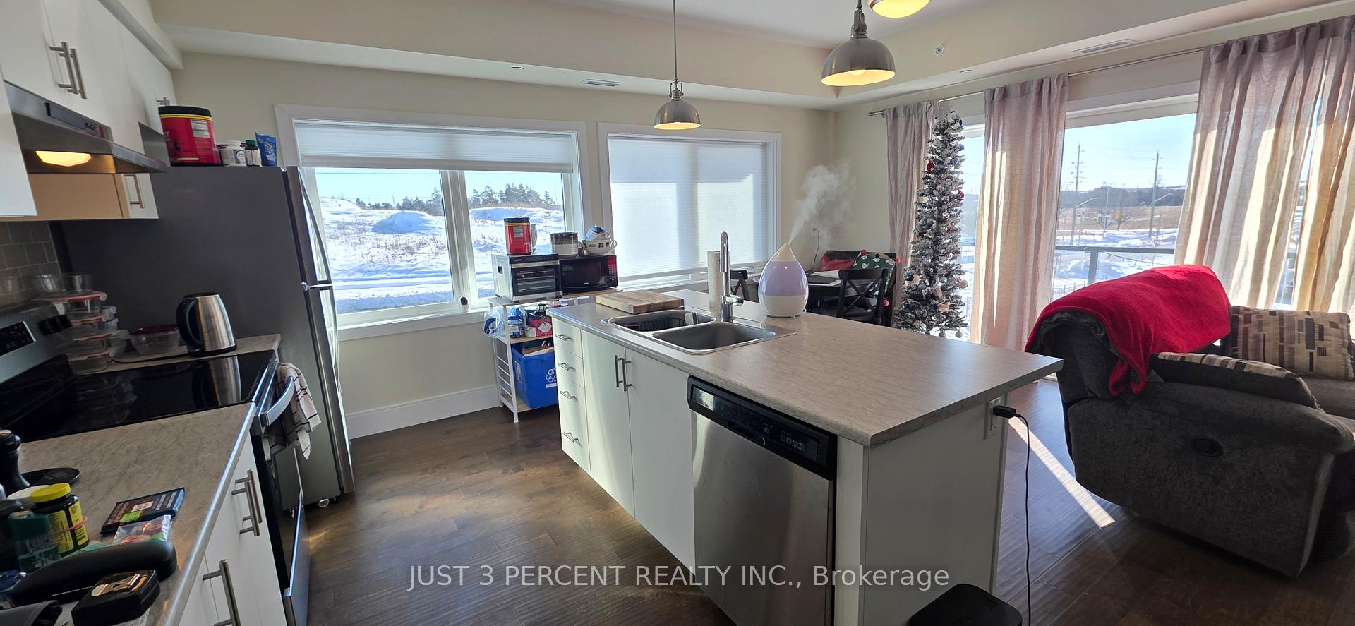 Photo 4 of Unit 309, 340 Florence Drive, Peterborough, Monaghan Ward 2 — HOMEH